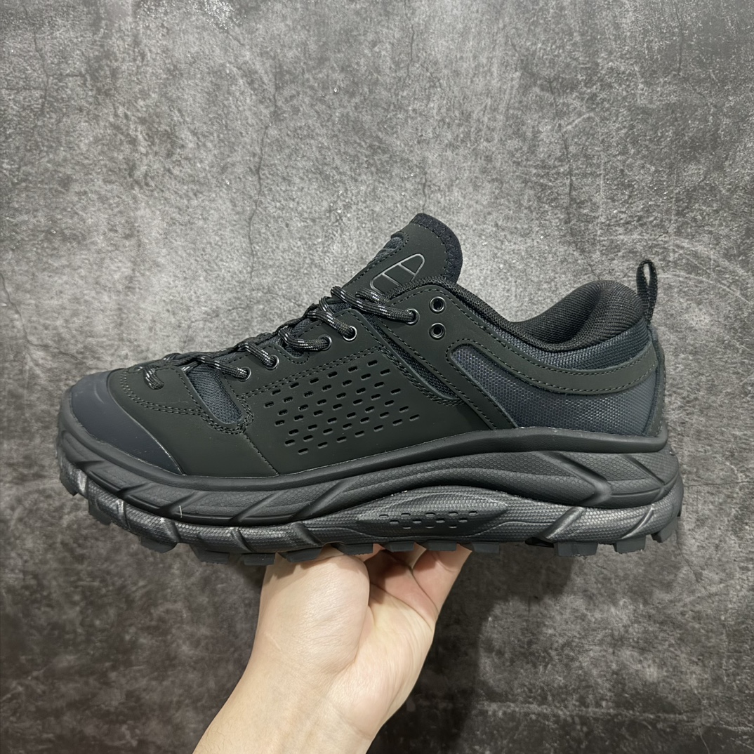 图片[2]-【公司级】Bodega x HOKA ONE ONE Tor Ultra Low Gore-Tex 托亚系列增强版低帮厚底轻量坦克户外登山运动鞋“联名麦黄绿黑”1145771/NBYL HOKA ONE ONE 在去年异军突起，成为街头时尚圈中的新宠儿，品牌与时尚品牌 Engineered Garments 合作打造的联名 Tor Ultra Low 鞋款，更是设计与话题兼备的重磅之作，而本月 Hoka One One 又为这双超人气之作释出深蓝色、军绿色与黑色三款普通版配色。设计上依旧采用了具备透气性能的 eVent 物料制做鞋身，更搭配 Vibram 大底保留户外血脉，即使少了 Engineered Garments 的联名加持依旧十分出彩。尺码：40 40.5 41 42 42.5 43 44 45 编码：LDS320340-鞋库