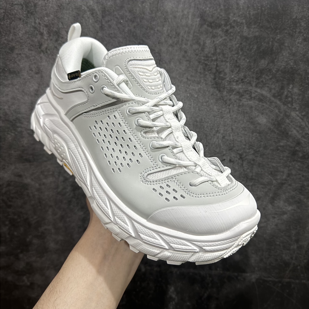 图片[3]-【公司级】Bodega x HOKA ONE ONE Tor Ultra Low Gore-Tex 托亚系列增强版低帮厚底轻量坦克户外登山运动鞋“联名麦黄绿黑”1145771/NBYL HOKA ONE ONE 在去年异军突起，成为街头时尚圈中的新宠儿，品牌与时尚品牌 Engineered Garments 合作打造的联名 Tor Ultra Low 鞋款，更是设计与话题兼备的重磅之作，而本月 Hoka One One 又为这双超人气之作释出深蓝色、军绿色与黑色三款普通版配色。设计上依旧采用了具备透气性能的 eVent 物料制做鞋身，更搭配 Vibram 大底保留户外血脉，即使少了 Engineered Garments 的联名加持依旧十分出彩。尺码：40 40.5 41 42 42.5 43 44 45 编码：LDS320340-鞋库