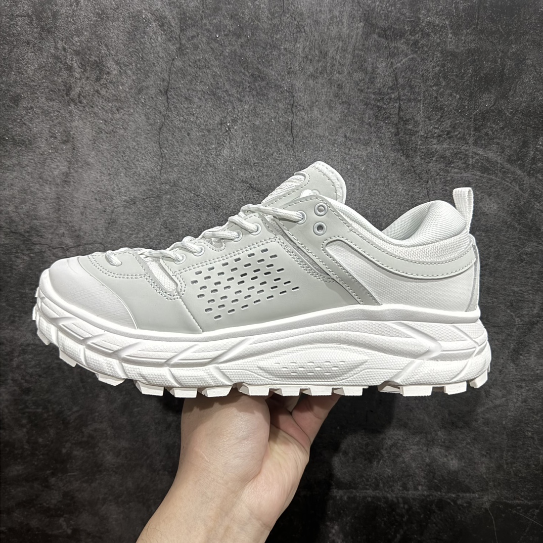 图片[2]-【公司级】Bodega x HOKA ONE ONE Tor Ultra Low Gore-Tex 托亚系列增强版低帮厚底轻量坦克户外登山运动鞋“联名麦黄绿黑”1145771/NBYL HOKA ONE ONE 在去年异军突起，成为街头时尚圈中的新宠儿，品牌与时尚品牌 Engineered Garments 合作打造的联名 Tor Ultra Low 鞋款，更是设计与话题兼备的重磅之作，而本月 Hoka One One 又为这双超人气之作释出深蓝色、军绿色与黑色三款普通版配色。设计上依旧采用了具备透气性能的 eVent 物料制做鞋身，更搭配 Vibram 大底保留户外血脉，即使少了 Engineered Garments 的联名加持依旧十分出彩。尺码：40 40.5 41 42 42.5 43 44 45 编码：LDS320340-鞋库