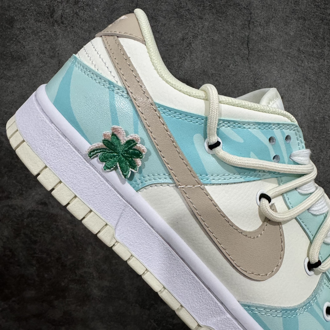 图片[7]-【DIY定制礼盒版】Nike SB Dunk Low Lot\”Beige/Mint/Coconut Tree\”扣篮系列低帮休闲运动滑板板鞋“蒂芙尼绿四叶草绑绳”DJ6188-100nn男女鞋半码制(配置硬质大礼盒)n升级2021版窄楦翘头版型#采用硬质牛剖革鞋面材质n鞋垫嵌入缓震EVA物料及缜密拉帮中底布 耐磨橡胶大底 尺码：35.5 36 36.5 37.5 38 38.5 39 40 40.5 41 42 42.5 43 44 44.5 45 46 编码：JP330350-鞋库