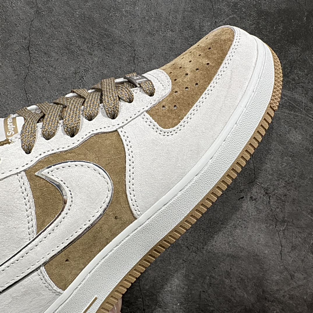 图片[6]-【公司级】Supreme x Nk Air Force 1\’07 Low 卡其灰全麂皮 联名款 空军一号低帮休闲板鞋 ME2392-101n#3M反光 定制皮料 原盒原包装 原楦头原纸板 纯正版型 正品NFC感应芯片 内置全掌气垫 尺码：36 36.5 37.5 38 38.5 39 40 40.5 41 42 42.5 43 44 44.5 45  编码：HXS310320-鞋库