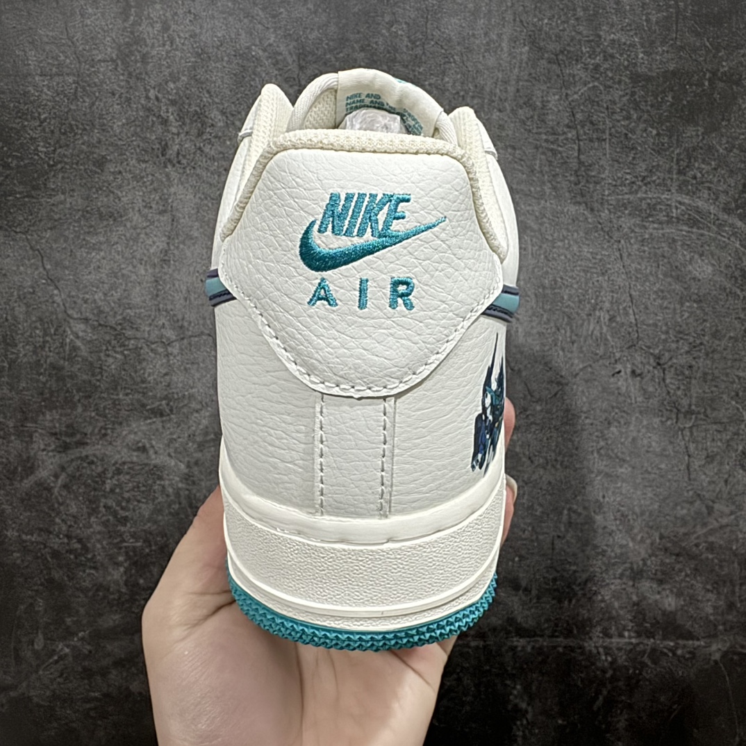 图片[4]-【公司级】Nike Air Force 1 Low \’07 高达主题 米绿低帮空军一号休闲板鞋 3M反光 定制皮料 原楦原纸板 纯正版型 原装鞋盒 清洁度完美 内置全掌气垫货号：KK1256-659  尺码：36 36.5 37.5 38 38.5 39 40 40.5 41 42 42.5 43 44 44.5 45 编码：HXS250260-莆田鞋批发中心