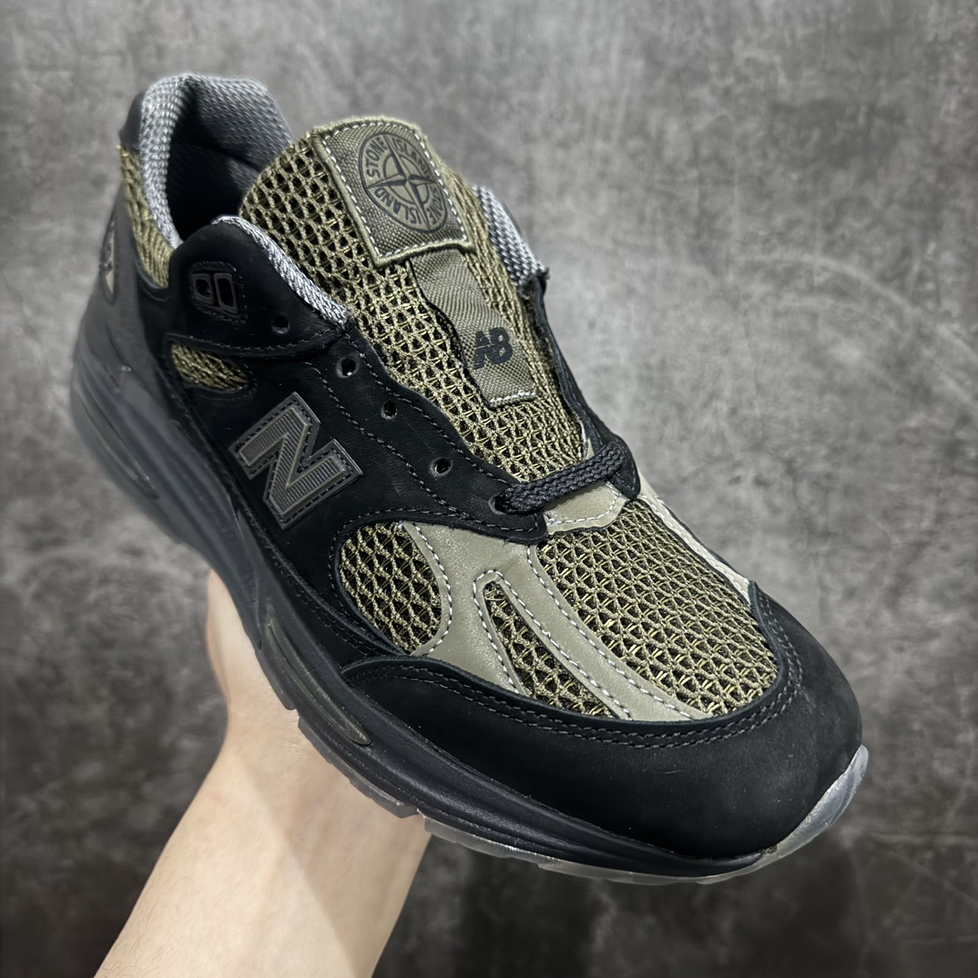 图片[3]-【总裁版】STONE ISLAND x New Balance NB 991 石头岛联名 黑橄榄绿 U991SD2nn原鞋开发 新开独立私模大底全网唯一正确组合大底 高端零售专供产物原档案3D模具，原纸板，原厂楦头打造完美鞋型n台湾原厂猪巴戈卡色精准校对无色差n原厂防伪标 同步原版配件 鞋撑纸…..所有材料均原厂订购！n历史3个月自主开发定单，媲美专柜正品，供货稳定，主打款式！欢迎对比品质！此款细节 鞋型是市售以来出的最正的批次！ 尺码：36 37 37.5 38 38.5 39.5 40 40.5 41.5 42 42.5 43 44 44.5 45 46.5 编码：NM350270-鞋库