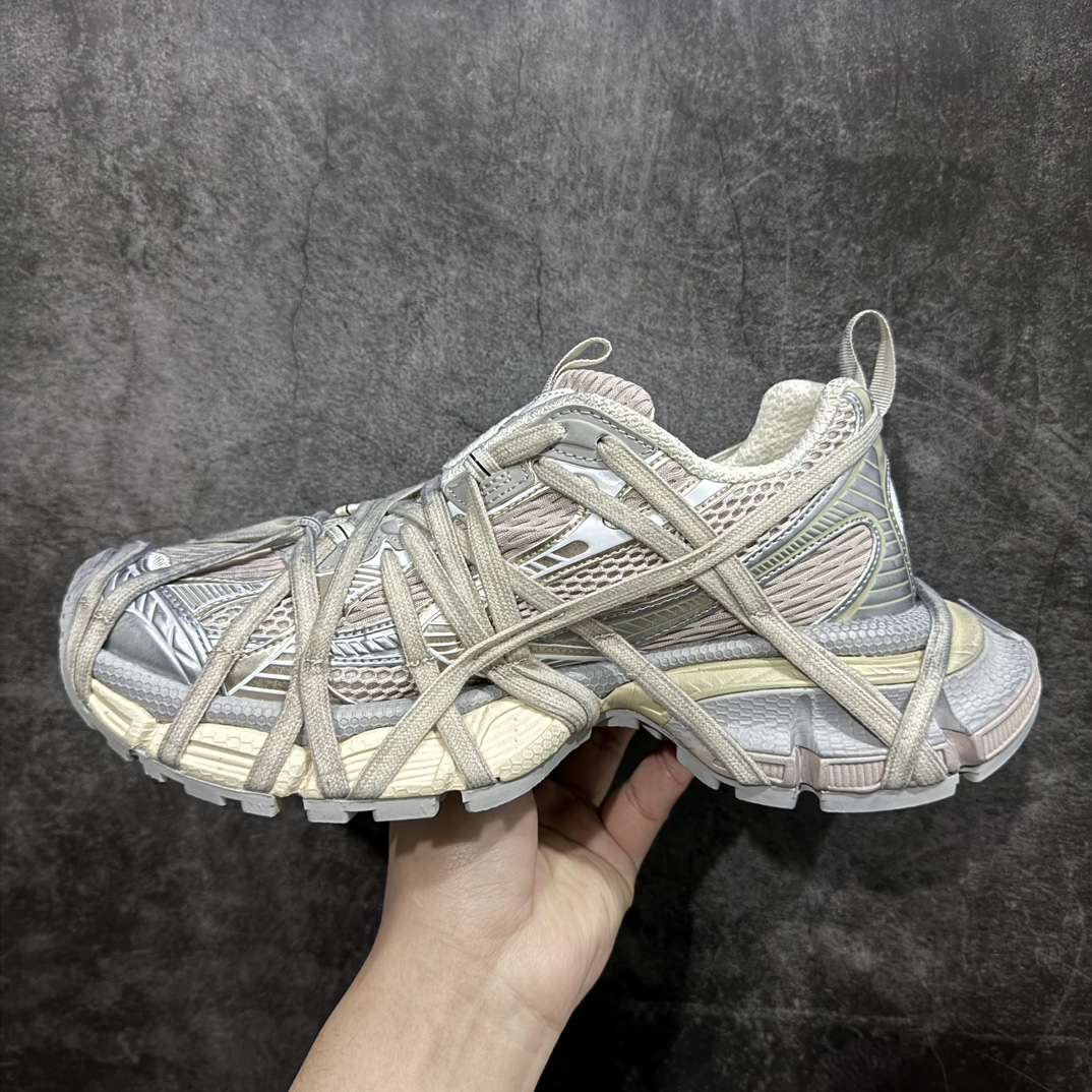 图片[2]-【OK纯原版本】绑带款 Balenciaga Phantom Sneaker 官方同步 巴黎世家全新3XL十代潮流跑鞋 增加全新设计 在延续 Track Trainer 户外轮廓和复杂鞋面结构的同时，新版本在后跟位置增加了透明带的部件 尺码：35 36 37 38 39 40 41 42 43 44 45 46 编码：DF500530-莆田鞋批发中心