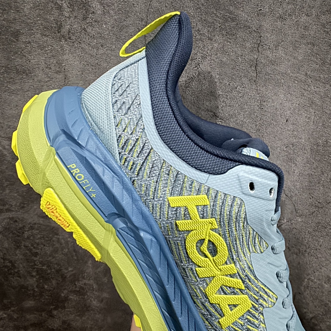 图片[7]-【公司级】HOKA ONE ONE Mafate Speed 4 飞速玛法特4代系列低帮轻量户外越野休闲运动慢跑鞋HOKA ONE ONE是来自美国的跑步鞋知名品牌，创立于2009年，始终致力于为所有跑者提供更新、更好的跑步装备。相比常规跑鞋，HOKA ONE ONE特别研发使用性能独特的几何形跑鞋中底，此种鞋底更厚、更高、回弹性也更好，除了卓越的缓冲性能，它还能为各种阶段的跑者带来更具动感、更加稳定的跑步体验。HOKAONE ONE从设计之初就清楚意识到，要保证跑者步幅的均匀一致，双脚自然而然的运动至关重要。n 尺码：36 36.5 37.5 38 39 40 40.5 41 42 42.5 43 44 45 46 编码：NM280300-莆田鞋批发中心