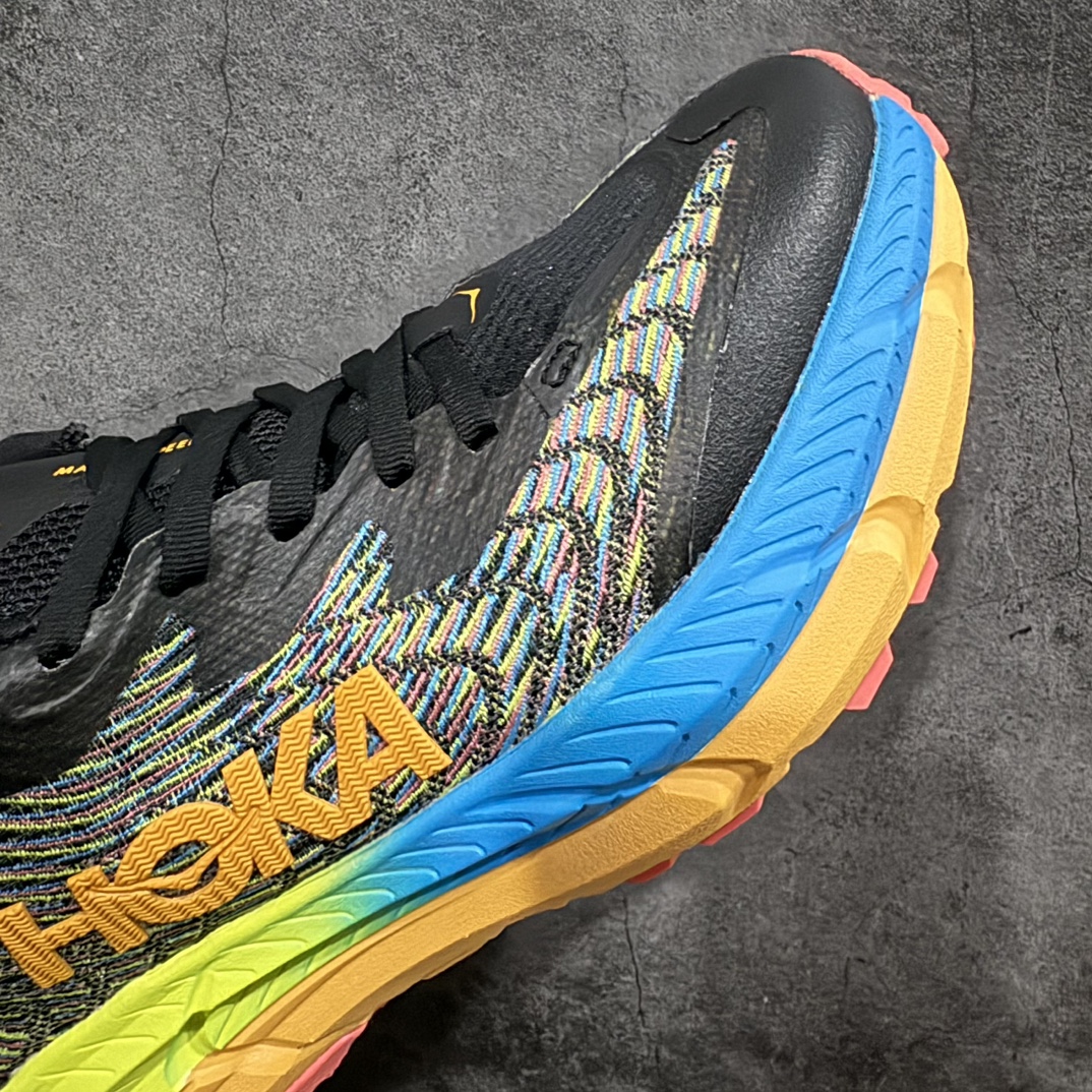 图片[6]-【公司级】HOKA ONE ONE Mafate Speed 4 飞速玛法特4代系列低帮轻量户外越野休闲运动慢跑鞋HOKA ONE ONE是来自美国的跑步鞋知名品牌，创立于2009年，始终致力于为所有跑者提供更新、更好的跑步装备。相比常规跑鞋，HOKA ONE ONE特别研发使用性能独特的几何形跑鞋中底，此种鞋底更厚、更高、回弹性也更好，除了卓越的缓冲性能，它还能为各种阶段的跑者带来更具动感、更加稳定的跑步体验。HOKAONE ONE从设计之初就清楚意识到，要保证跑者步幅的均匀一致，双脚自然而然的运动至关重要。n 尺码：36 36.5 37.5 38 39 40 40.5 41 42 42.5 43 44 45 46 编码：NM280300-莆田鞋批发中心