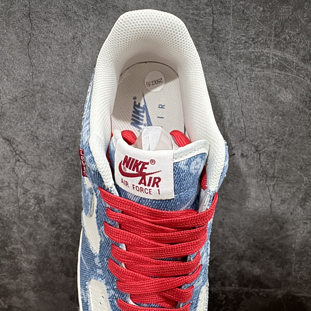 图片[8]-【公司级】 Levi\’s ×Nike Air Force 1 Low 李维斯联名 牛仔拼接空军一号低帮休闲板鞋 鞋面采用原厂殊特工艺 印染洗水牛仔布 鞋中与底鞋面接合处同样采用原折厂边工艺 原装鞋盒 纯正版型 内置全掌气垫货号：VT5698-568Size：36 36.5 37.5 38 38.5 39 40 40.5 41 42 42.5 43 44 44.5 45 编码：HXS290300-莆田鞋批发中心