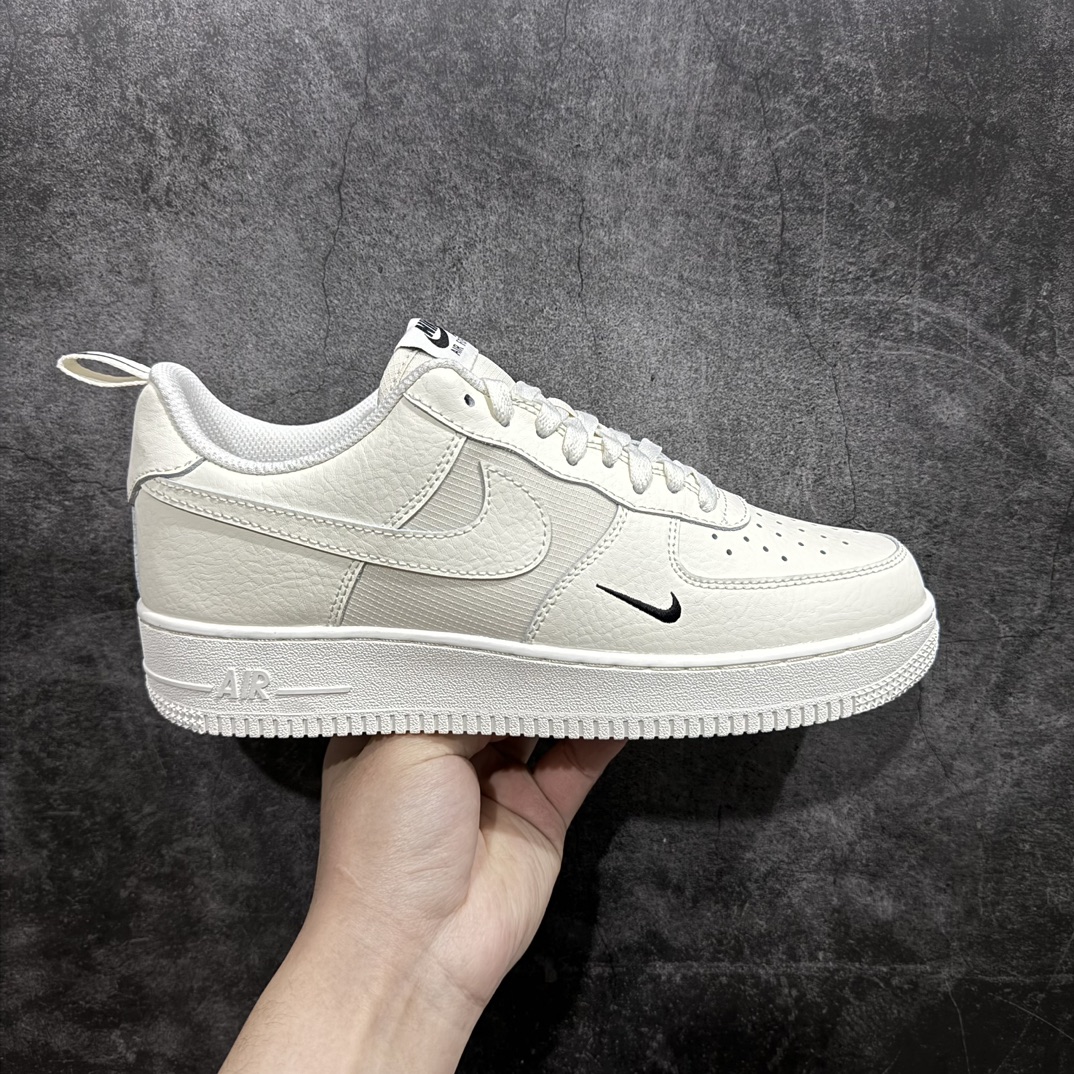 【公司级】Nike Air Force 1 Low 07 白拼接n原楦头原纸板 打造纯正低帮空军版型 专注外贸渠道 全掌内置蜂窝气垫原盒配件 原厂中底钢印、拉帮完美官方货号：FZ4625 100 Size：36 36.5 37.5 38 38.5 39 40 40.5 41 42 42.5 43 44 44.5 45 编码：LF250260-莆田鞋批发中心