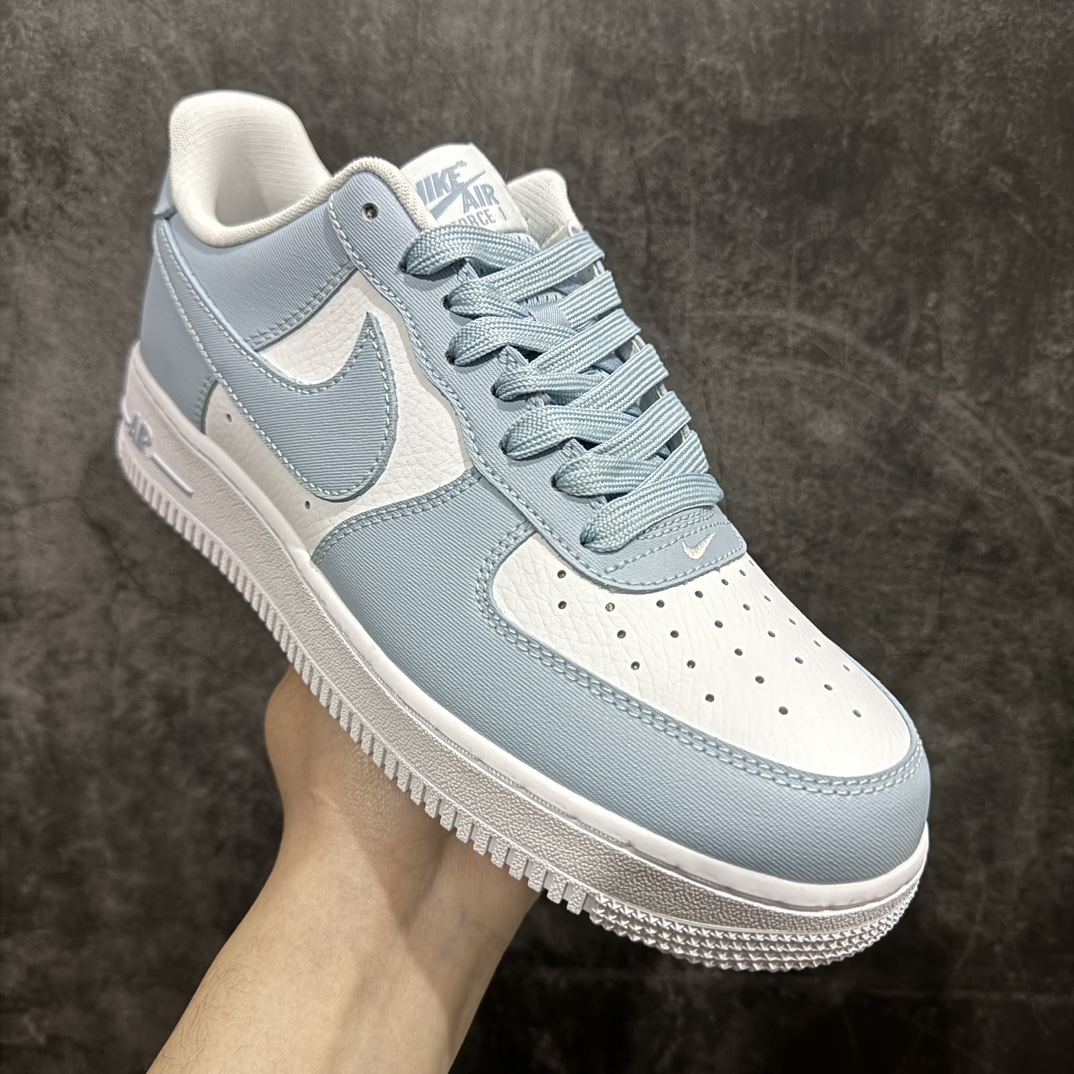 图片[3]-【公司级】Nike Air Force 1’07 Low\”Belly/Swoosh Blue White\”空军一号系列经典低帮百搭休闲运动板鞋“皮革天空蓝浅蓝白”n#原楦原纸版数据开发版型#采用硬质荔枝纹牛剖革鞋面材质#内置全掌Air Sole气垫❗ 货号：FZ4627-400  尺码：36 36.5 37.5 38 38.5 39 40 40.5 41 42 42.5 43 44 44.5 45 编码：LF250260-鞋库