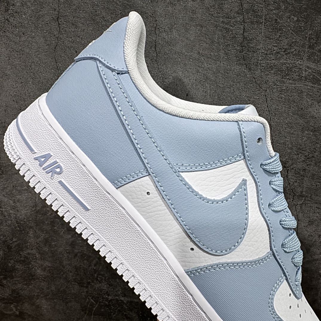 图片[7]-【公司级】Nike Air Force 1’07 Low\”Belly/Swoosh Blue White\”空军一号系列经典低帮百搭休闲运动板鞋“皮革天空蓝浅蓝白”n#原楦原纸版数据开发版型#采用硬质荔枝纹牛剖革鞋面材质#内置全掌Air Sole气垫❗ 货号：FZ4627-400  尺码：36 36.5 37.5 38 38.5 39 40 40.5 41 42 42.5 43 44 44.5 45 编码：LF250260-鞋库