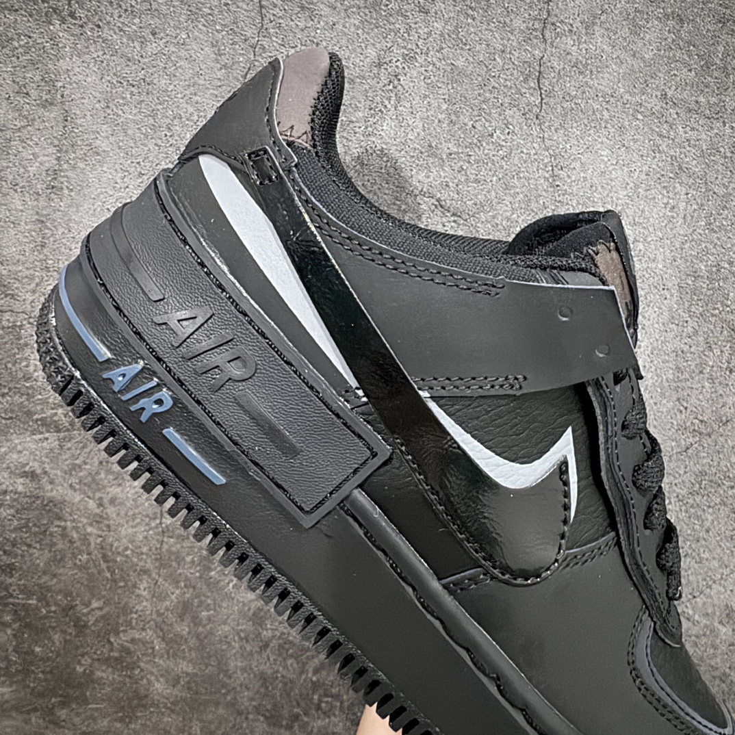 图片[7]-【公司级】Nike WMNS Air Force 1 Shadow\”Triple Black\”空军一号轻量增高低帮百搭板鞋“皮革全黑武士”FB7582-001n女鞋半码制n升级原楦原纸版数据开发版型n正确双层轻量EVA发泡中底组合防滑RB橡胶外圈底❗n全新少女系解构主义设计 尺码：35 36 36.5 37.5 38 38.5 39 40 41 42 编码：LF250260-鞋库