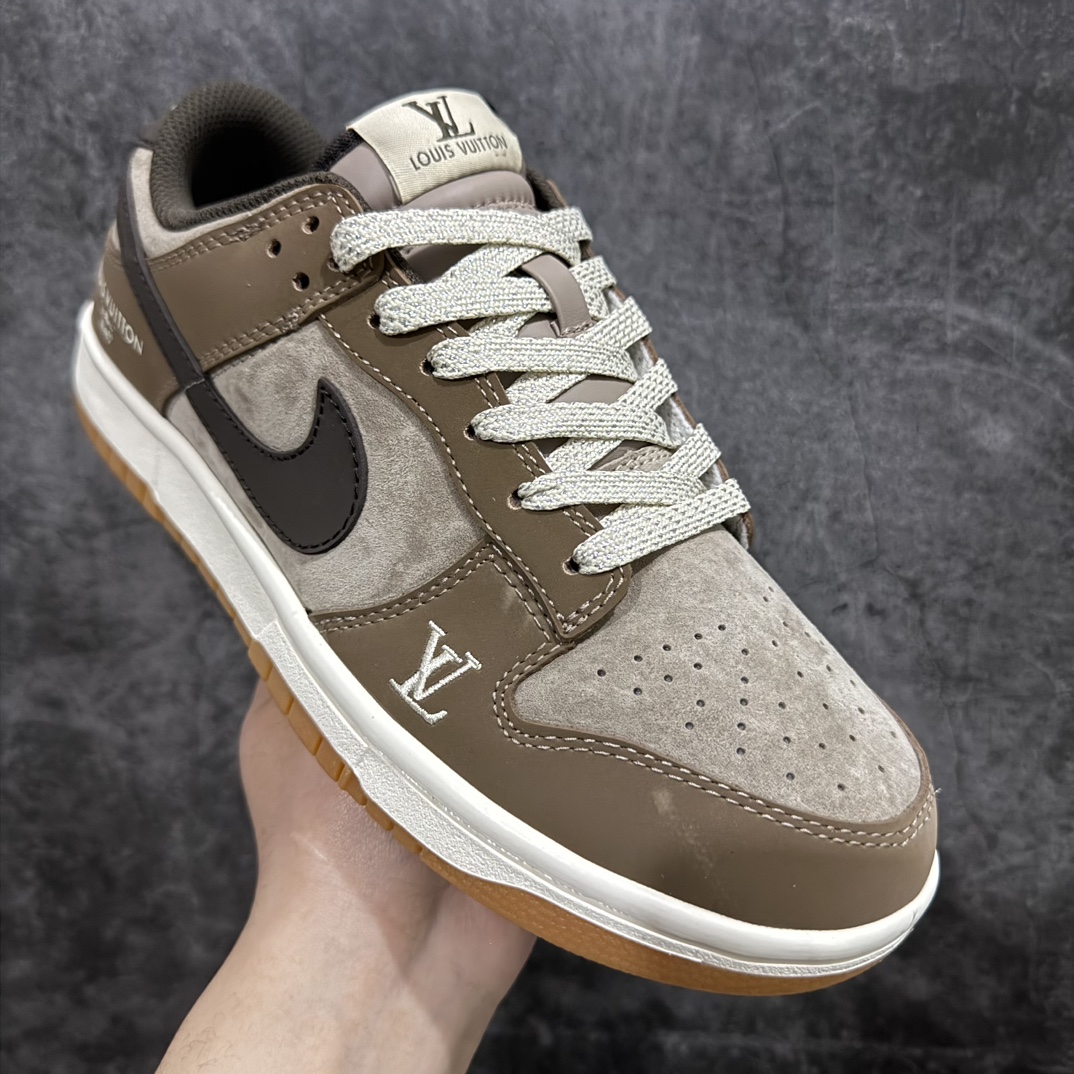 图片[3]-Nk SB Dunk Low LV联名-猪八棕 周年高端定制 低帮休闲板鞋 JH8036-913n#定制鞋盒 大厂纯原品质出货 超高清洁度 皮料切割干净无任何毛边 细节完美 尺码：36 36.5 37.5 38 38.5 39 40 40.5 41 42 42.5 43 44 44.5 45  编码：HXS340360-鞋库