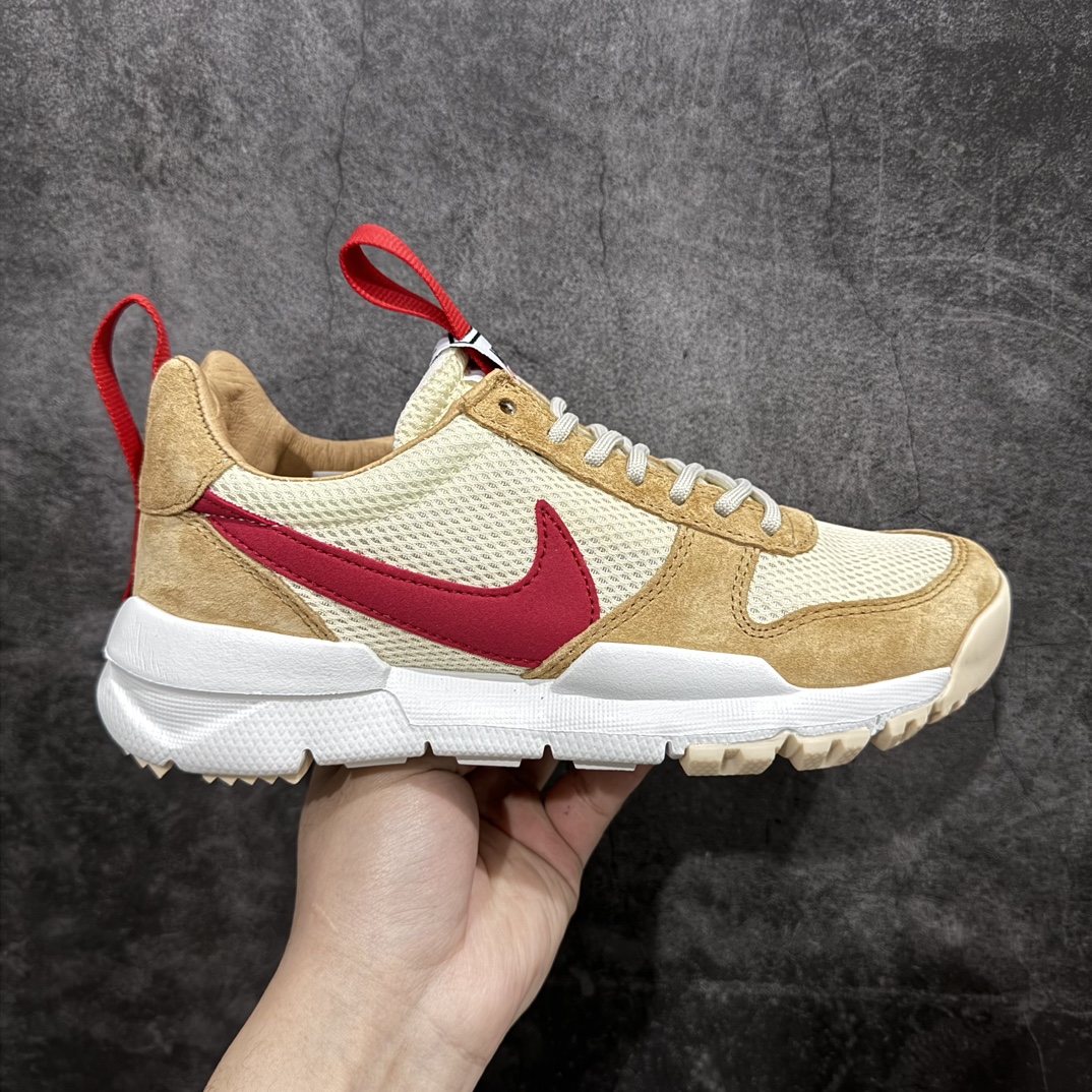 【性价比版】Tom Sachs x NKCraft Mars Yard 2.0联名宇航员AA2261-100nn鞋型做工到位 网面鞋面不皱n翻毛皮料质感好 无色差 勾子做工清洁度非常具有灵魂n这品质 这价格真没的挑 比市场一两百多的货好太多n配件齐全 零售跑量包满意 非常推荐的版本nSIZE：36 36.5 37.5 38 38.5 39 40 40.5 41 42 42.5 43 44 44.5 45 编码：KX250270-鞋库