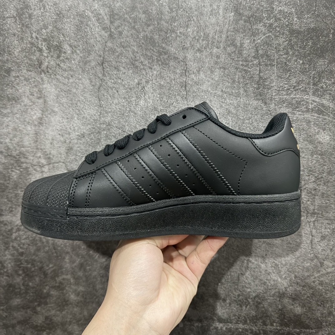 图片[2]-【平台充正版】Adidas Superstar XLG 阿迪贝壳头厚底款低帮休闲板鞋 ID4656nn市售最强版出货n平台充正版 全鞋百分百原材料全鞋电脑针车 Logo针车间距针数原版一致n皮料切割冲裁零瑕疵 原鞋一致含胶量大底原盒中文内外标 检验标 QC质检标齐全大几率过验 不对比市面只对比原鞋 只服务最高端市场  尺码：35.5 36 36 36.5 37 38 38.5 39 40 40.5 41 42 42.5 43 44 44.5 45 编码：H11250260-鞋库