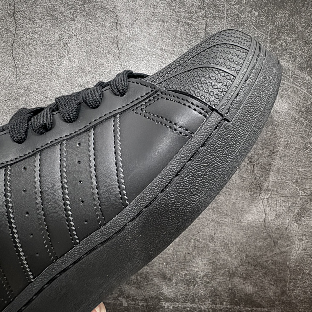 图片[6]-【平台充正版】Adidas Superstar XLG 阿迪贝壳头厚底款低帮休闲板鞋 ID4656nn市售最强版出货n平台充正版 全鞋百分百原材料全鞋电脑针车 Logo针车间距针数原版一致n皮料切割冲裁零瑕疵 原鞋一致含胶量大底原盒中文内外标 检验标 QC质检标齐全大几率过验 不对比市面只对比原鞋 只服务最高端市场  尺码：35.5 36 36 36.5 37 38 38.5 39 40 40.5 41 42 42.5 43 44 44.5 45 编码：H11250260-鞋库