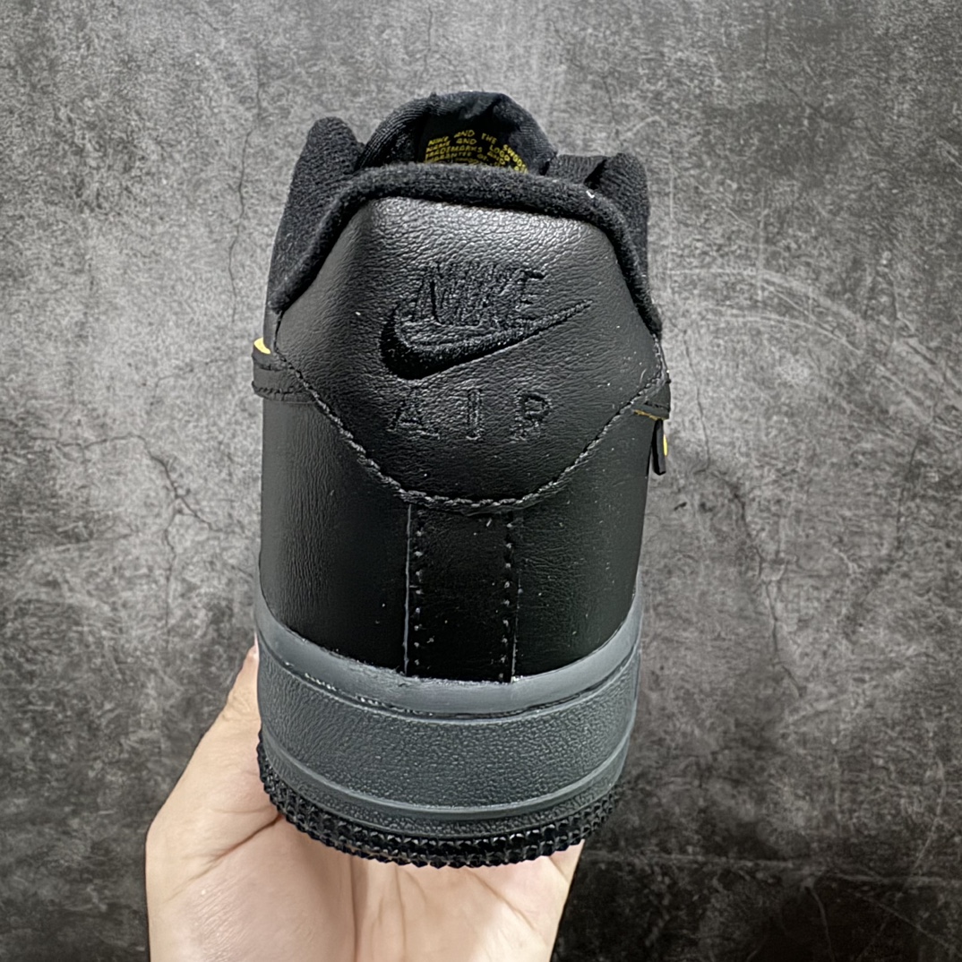 图片[4]-【公司级】Nike Air Force 1 Low 07 黑黄n原楦头原纸板 打造纯正低帮空军版型 专注外贸渠道 全掌内置蜂窝气垫原盒配件 原厂中底钢印、拉帮完美官方货号：FZ4617 001 Size：35.5 36 36.5 37.5 38 38.5 39 40 40.5 41 42 42.5 43 44 44.5 45 编码：LF250260-鞋库