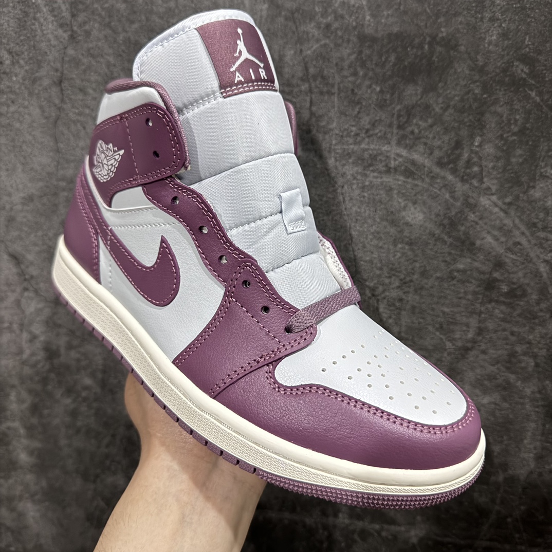 260 【DT版本】Air Jordan AJ1 Mid 中帮 白紫红BQ6472-050