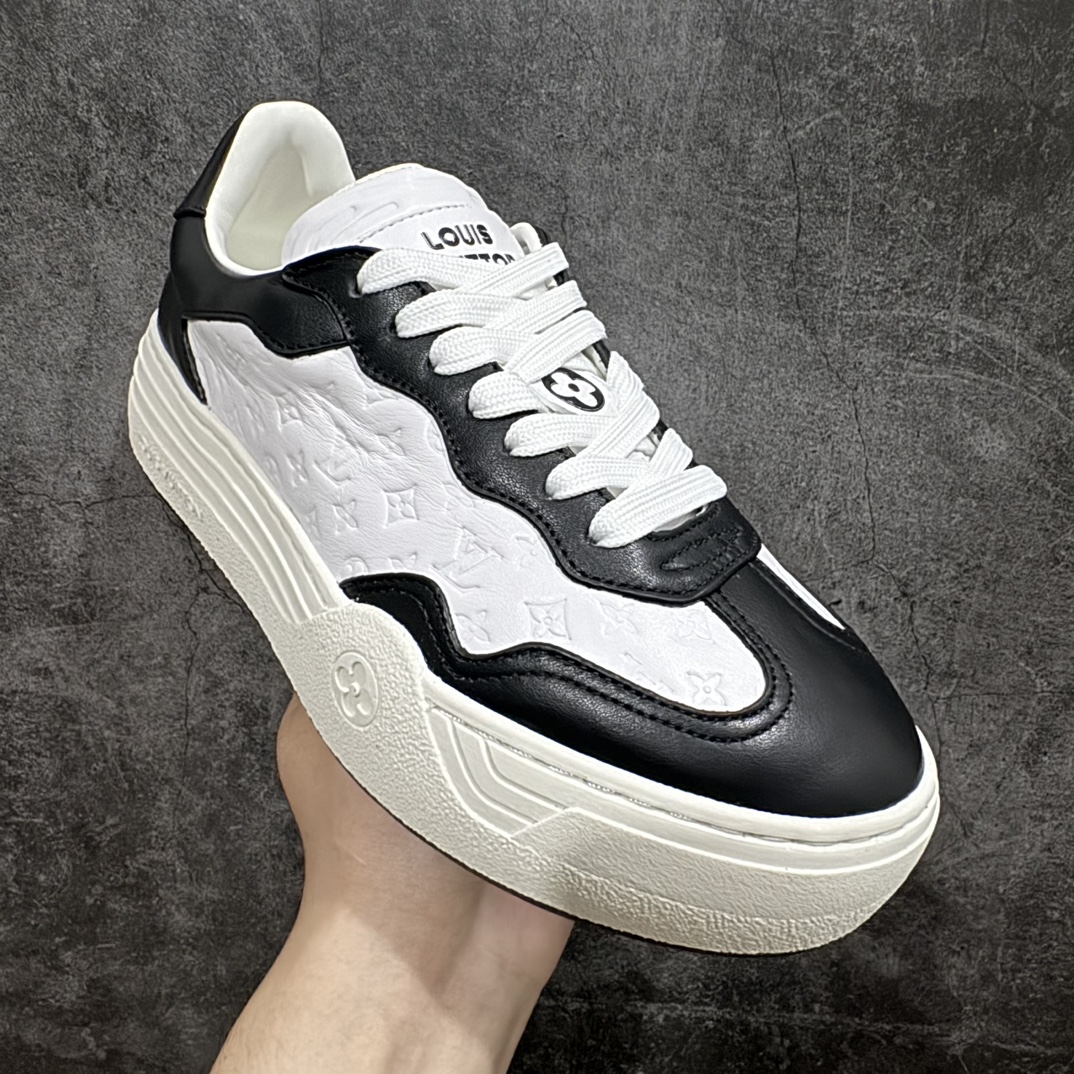 380 【广东纯原版本】2024ss 春夏新品 路易威登Louis Vuitton Groovy Platform Low Sneaker 时髦小白运动鞋“皮革白黑压纹LV老花”