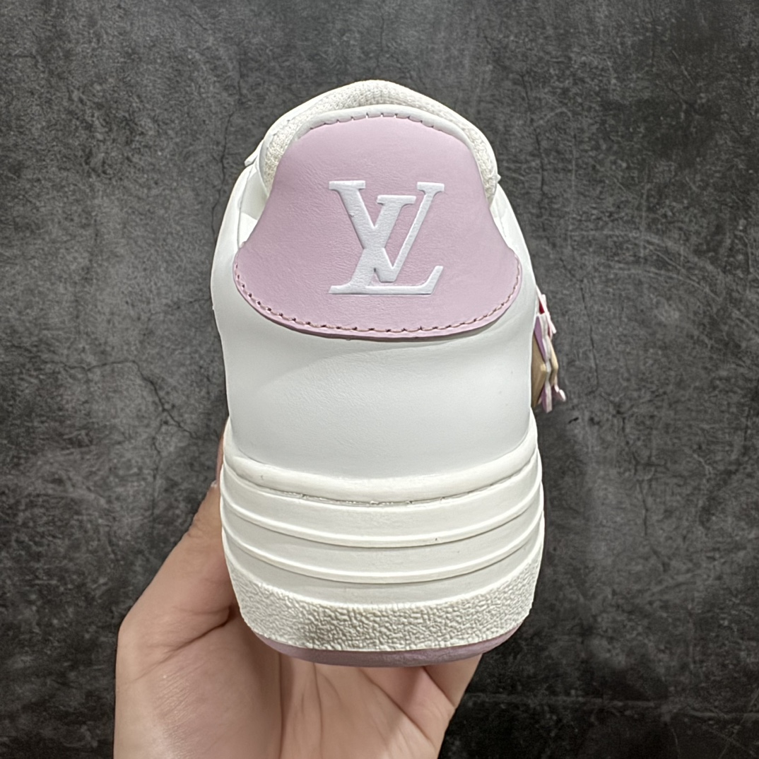 380 路易威登Louis Vuitton Groovy Platform Low Sneaker 时髦增高休闲小白运动鞋“白粉尾压纹LV老花龙年挂饰”