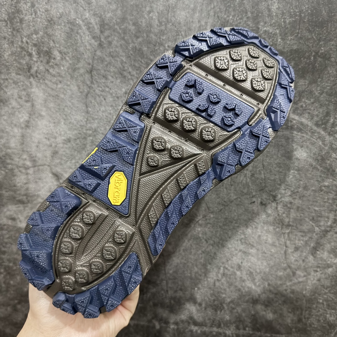 300 Bodega x HOKA ONE ONE Tor Ultra Low Gore-Tex 托亚系列增强版低帮厚底轻量坦克户外登山运动鞋