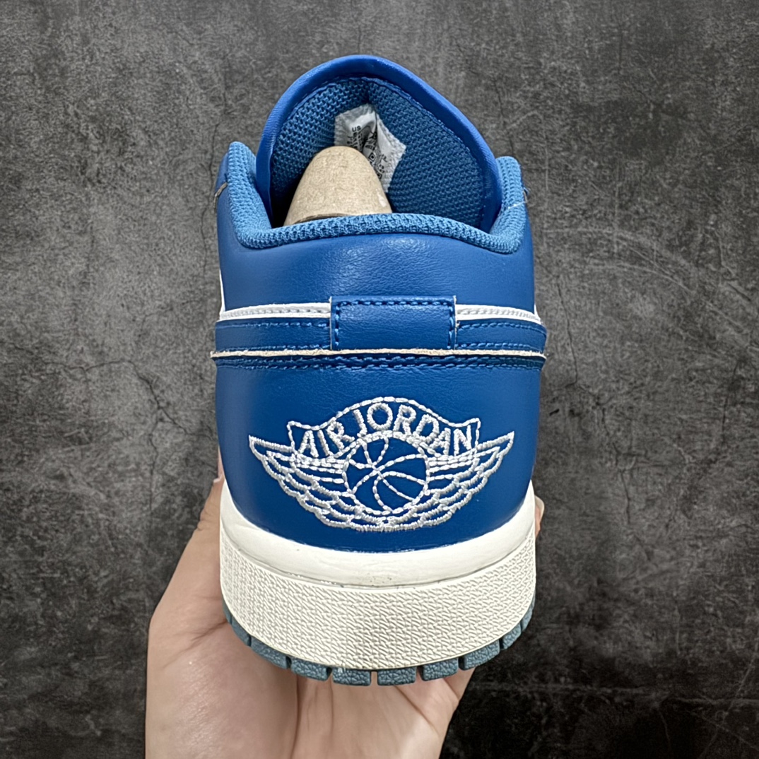 图片[4]-【K版】Air Jordan AJ1 Low低帮 蓝白 FN5214-141全新流水线出品 全部原鞋开发 原楦原纸板开发 全鞋电脑针车 原厂内置全掌气垫 原盒内在原标 唯一Zp原版鞋带绑法 免检产品 全新2022版型 全头层皮料 完美零毛边处理 原厂配置SIZE：36 36.5 37.5 38 38.5 39 40 40.5 41 42 42.5 43 44 44.5 45 46 47.5 编码：LDS240260-鞋库