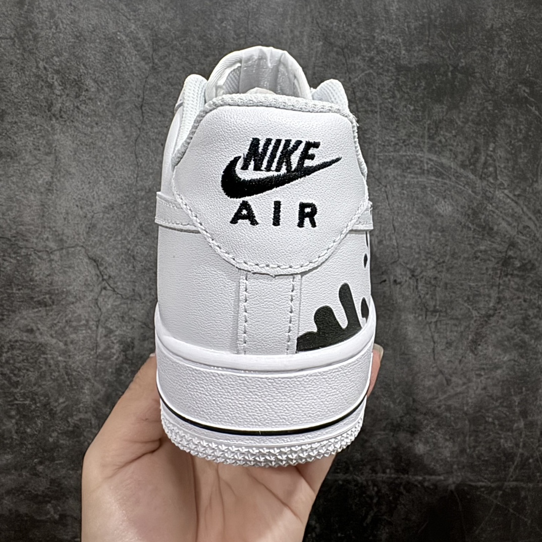 图片[4]-【公司级】Nike Air Force 1 Low 07 手绘 火山喷发 黑白n原楦头原纸板 打造纯正低帮空军版型 专注外贸渠道 全掌内置蜂窝气垫原盒配件 原厂中底钢印、拉帮完美官方货号：AM0703 121 Size：36 36.5 37.5 38 38.5 39 40 40.5 41 42 42.5 43 44 44.5 45 编码：HXS250260n-鞋库