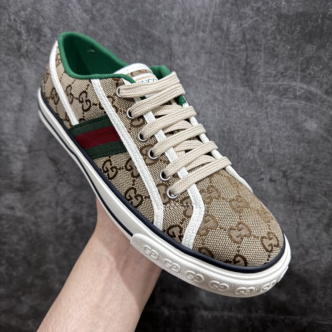 图片[3]-【海外专供版】Gucci Tennis 1977 Print Sneaker古驰帆布印花复古休闲运动板鞋nn纯原级别 独家定制全身20几个细节点全部做到一致还原吊打市面所有版本 独家原装套装配件官方同源渠道原装订单 采用拼接透气帆布鞋面材质n原装一致鞋舌仿磨环保纸垫n原装雪梨形超软沙绒纸团 内嵌超软皮内里+脚垫#附送购物袋+身份卡+硬质礼盒#中底高弹PU材质+双层TPR无缝隙串色技术组合大底区别市面版本 Size： 35 36 37 38 39 40 41 42 43 44 编码：KH390420-鞋库