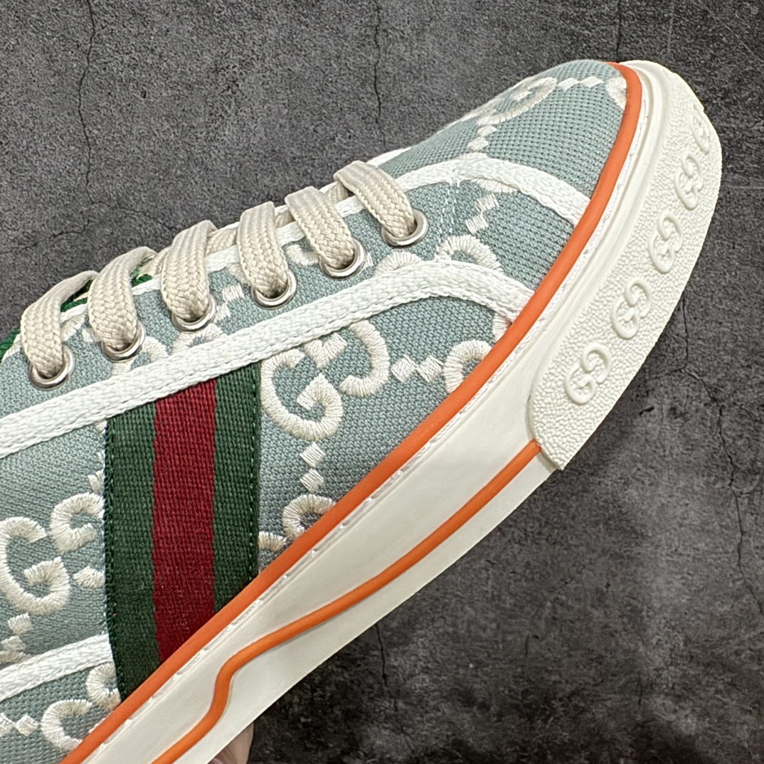 图片[6]-【海外专供版】Gucci Tennis 1977 Print Sneaker古驰帆布印花复古休闲运动板鞋nn纯原级别 独家定制全身20几个细节点全部做到一致还原吊打市面所有版本 独家原装套装配件官方同源渠道原装订单 采用拼接透气帆布鞋面材质n原装一致鞋舌仿磨环保纸垫n原装雪梨形超软沙绒纸团 内嵌超软皮内里+脚垫#附送购物袋+身份卡+硬质礼盒#中底高弹PU材质+双层TPR无缝隙串色技术组合大底区别市面版本 Size： 35 36 37 38 39 40 41 42 43 44 编码：KH390420-鞋库