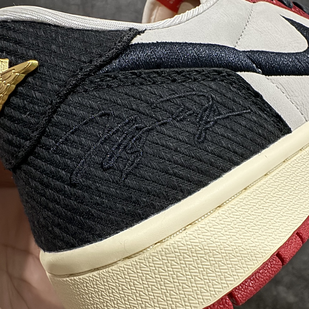 图片[2]-【DT版本】Trophy Room x Air Jordan 1 Low OG\”Away\”乔丹1代低帮联名黑红公牛丝绸 FN0432-100n乔丹之子 原鞋开发平台订单专用代工流水线打造一眼公司货既视感 每一个配色均采购原鞋确认细节  尺码：36 36.5 37.5 38 38.5 39 40 40.5 41 42 42.5 43 44 44.5 45 46 47.5 货号：FN0432-100 尺码：35.5-46含半码-莆田鞋批发中心