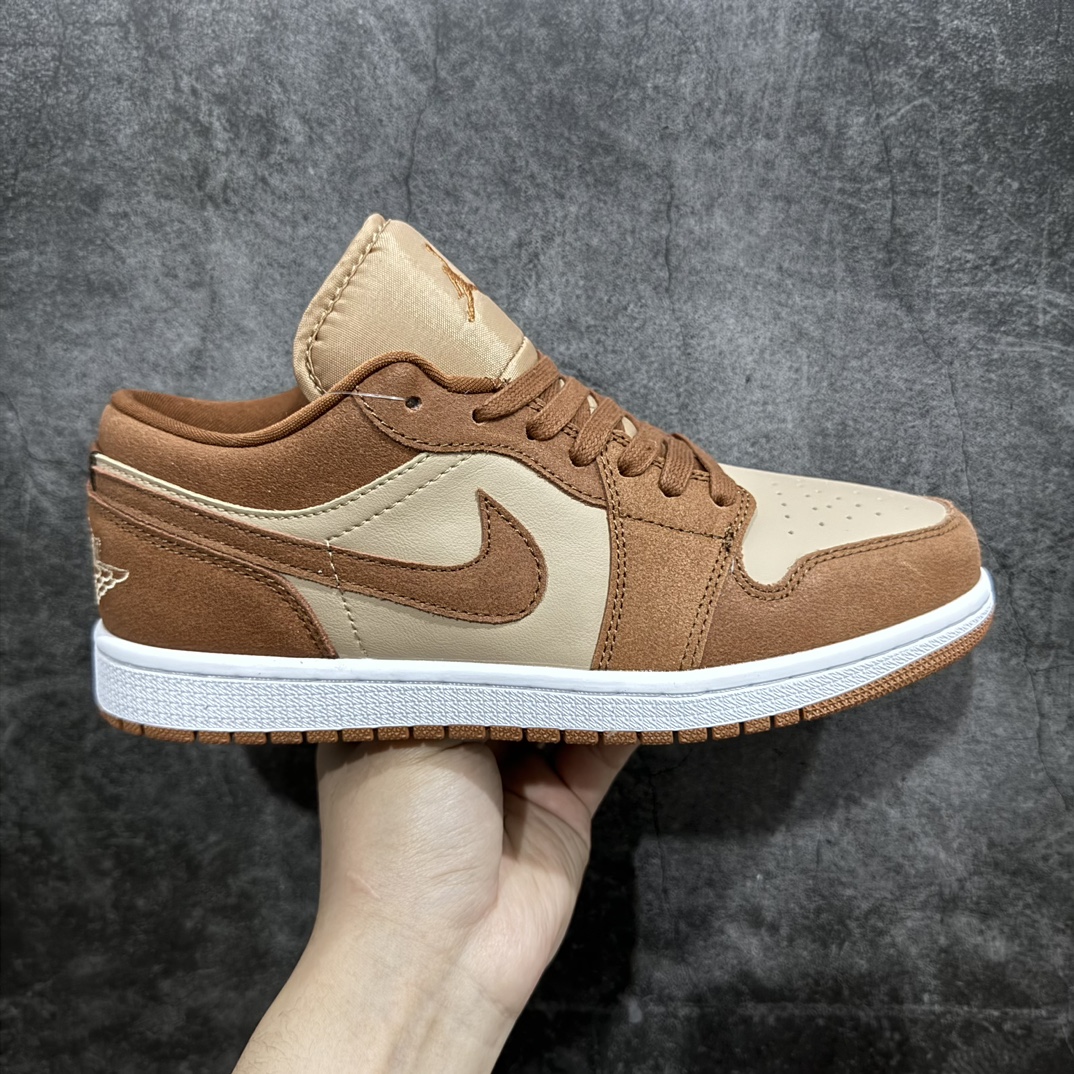 【K版】Air Jordan AJ1 Low低帮 棕褐色 FJ3453-200n全新流水线出品 全部原鞋开发 原楦原纸板开发 全鞋电脑针车 原厂内置全掌气垫 原盒内在原标 唯一Zp原版鞋带绑法 免检产品 全新2022版型 全头层皮料 完美零毛边处理 原厂配置全掌气垫 价格定位良心 几十个配色陆续出货SIZE：36 36.5 37.5 38 38.5 39 40 40.5 41 42 42.5 43 44 44.5 45 46 47.5 编码：LDS240260-鞋库