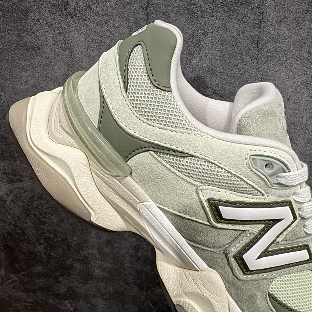 260  【纯原版】 New Balance NB9060 联名款 复古休闲运动慢跑鞋 灰绿  U9060EEC