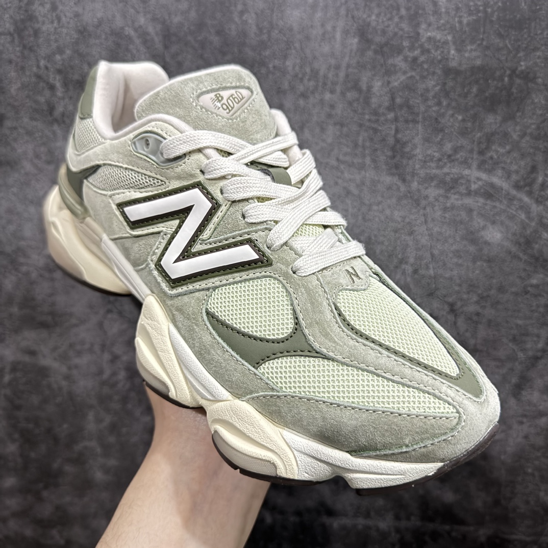 260  【纯原版】 New Balance NB9060 联名款 复古休闲运动慢跑鞋 灰绿  U9060EEC