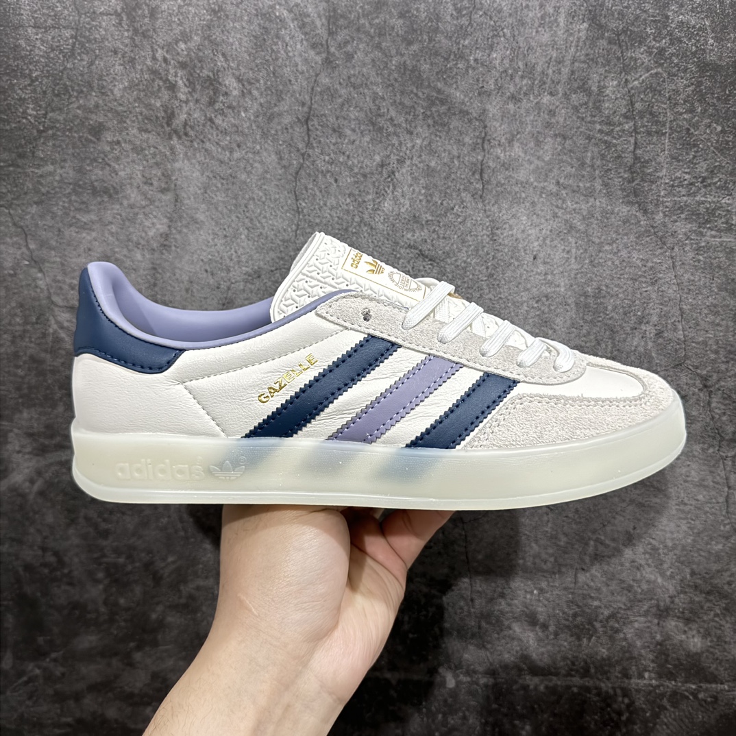 【纯原版】adidas originals Gazelle lndoor 百搭 舒适 减震 耐磨 低帮 板鞋 男女同款 白蓝独家原版原盒 原底原料 开模打造 原厂织唛鞋标 高精密准度n#原楦原纸板开发 匹配原版98%以上n#后跟垫棉独家呈现 反口里弧度正确n#原厂鞋垫 背胶 后跟电绣针数 与正品一致n#原厂皮料 原厂车缝线 质感无敌#皮料切割干净 无任何毛边 清洁度细节完美 货号：IG1643nSIZE：35.5 36 36.5 37.5 38 38.5 39 40 40.5 41 42 42.5 43 44 44.5 45  编码：H11250270-莆田鞋批发中心