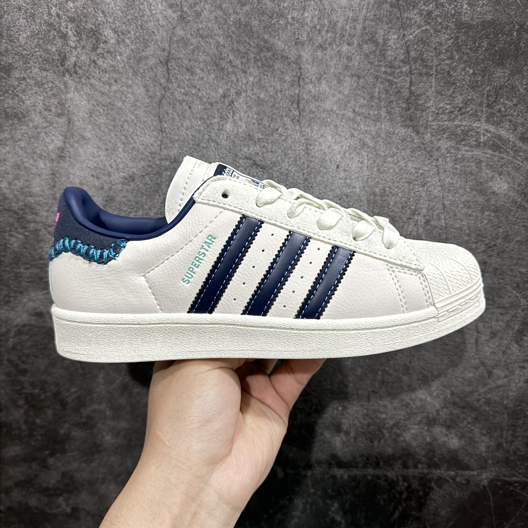 【公司级】Adidas Originals SUPERSTAR W渠道正品订单 诠释市场最高工艺水平n贝壳头经典小白板鞋 专柜上架同步配色n全鞋进口头层皮料打造。区别市面普通真标版本，进出专柜无压力 官方货号: ID1139 Size：35 36 36.5 37.5 38 38.5 39 40 40.5 41.5 42 42.5 43 44 45 编码：LDS230250-鞋库