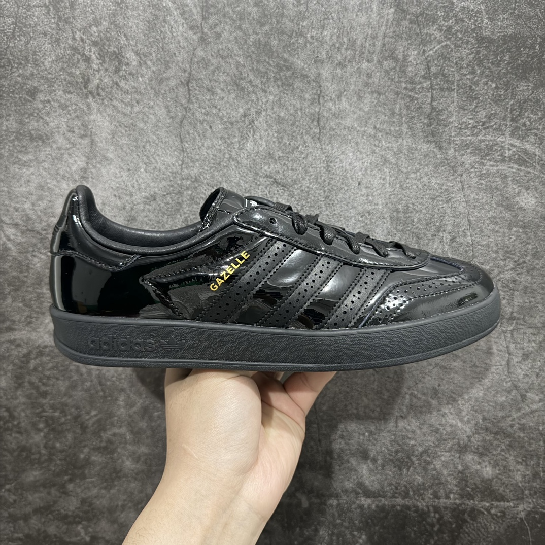 【纯原版】Ad Originals Gazelle Indoor IG1891 三叶草复古休闲防滑耐磨低帮板鞋 纯黑漆皮nn原厂原数据版型皮料切割干净无任何毛边鞋型细节完美 超高清洁度 尺码：35.5 36 36.5 37 38 38.5 39 40 40.5 41 42 42.5 43 44 44.5 45 编码：NM250270-鞋库