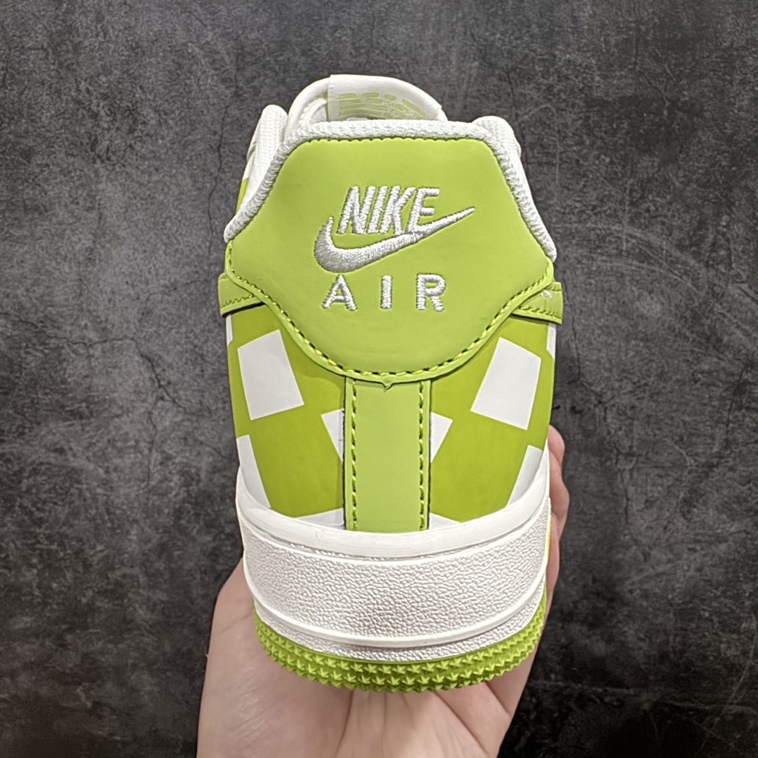 Nike Air Force 1 Low 07 White Green Checkerboard GZ5688-033