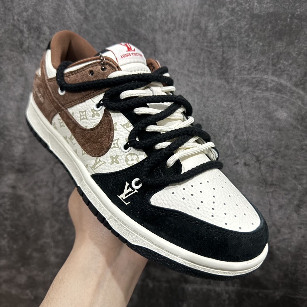 图片[3]-【定制版】Nike SB Dunk Low x Louis Vuitton 黑摩卡绑带n纯原大厂出品 极力推荐👏n原装头层材料 独家版型蒸餾加工n帶來的是更好的视觉和脚感体验n大厂纯原品质出货 清洁度 电绣工艺皮料切割干净无任何毛边 细节完美 官方货号：SJ2068 233 尺码：36 36.5 37.5 38 38.5 39 40 40.5 41 42 42.5 43 44 44.5 45 编码：HXS340360-莆田鞋批发中心