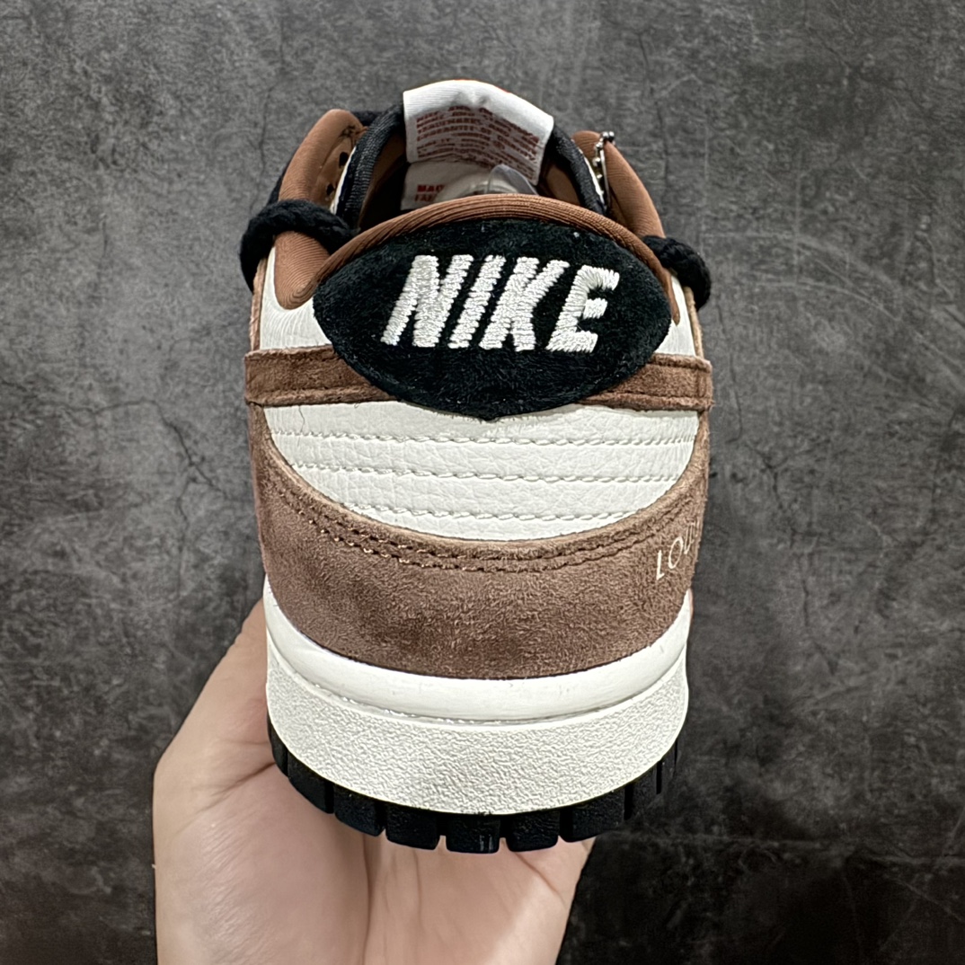 图片[4]-【定制版】Nike SB Dunk Low x Louis Vuitton 黑摩卡绑带n纯原大厂出品 极力推荐👏n原装头层材料 独家版型蒸餾加工n帶來的是更好的视觉和脚感体验n大厂纯原品质出货 清洁度 电绣工艺皮料切割干净无任何毛边 细节完美 官方货号：SJ2068 233 尺码：36 36.5 37.5 38 38.5 39 40 40.5 41 42 42.5 43 44 44.5 45 编码：HXS340360-莆田鞋批发中心