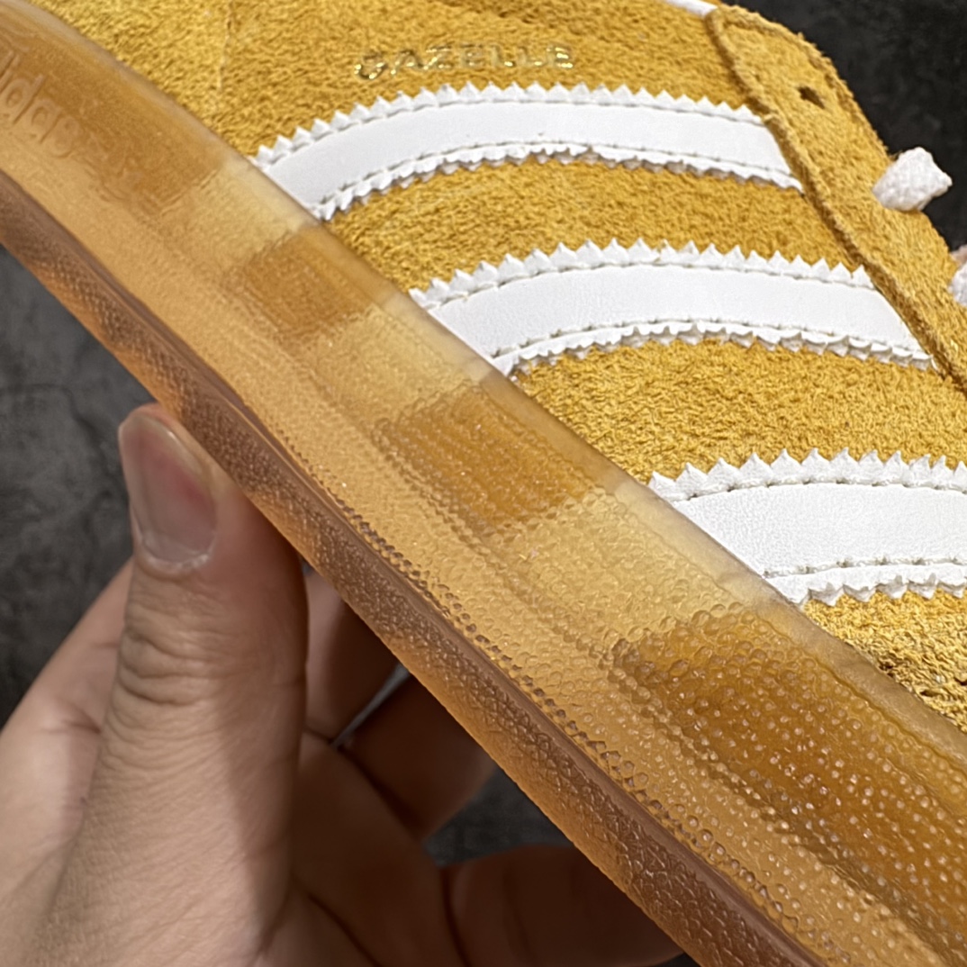 图片[3]-【纯原神版】 AD Original Gazelle Indoor Trainers 瞪羚室内鞋系列低帮复古百搭休闲运动德训风板鞋 翻毛皮黄白 HQ8716nn优于市场大部分流通版本 极力推荐n正确原厂定制长毛翻毛皮组合环保纤维革鞋面材质内置环保海玻璃鞋垫 外置RB橡胶大底品品控稳定性领先行业 原厂全套原楦原纸板冲刀磨具开发n原厂港宝加持定型后跟 尺码：35-45 编码：DZ230250-鞋库