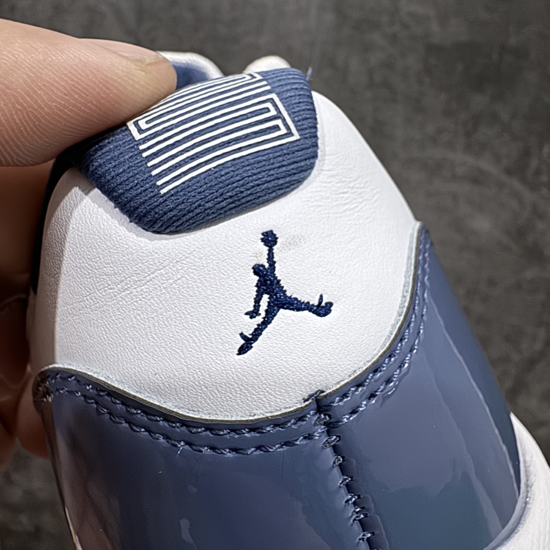 图片[2]-【莞产纯原】Air Jordan AJ11 Low WMNS \”Diffused Blue\” 低帮 海军蓝 FV5104-104n新货无氧化 原楦原档案数据开模打造原厂中底拉帮钢印 原厂漆皮防冻不开裂 头层皮料 原装鞋撑水晶大底正确色度色泽 原楦原数据刺绣原厂车缝走线及对位 毫厘不差 飞人logo采用原数据电脑刺绣 原装正品碳纤维真实碳板 增强抗扭 原内标 原盒标 正确官方原盒 原厂防氧化水晶外底 原厂配套厂全掌solo气垫Size：36 36.5 37.5 38 38.5 39 40 40.5 41 42 42.5 43 44 44.5 45 46 47.5 编码：AS460480-鞋库