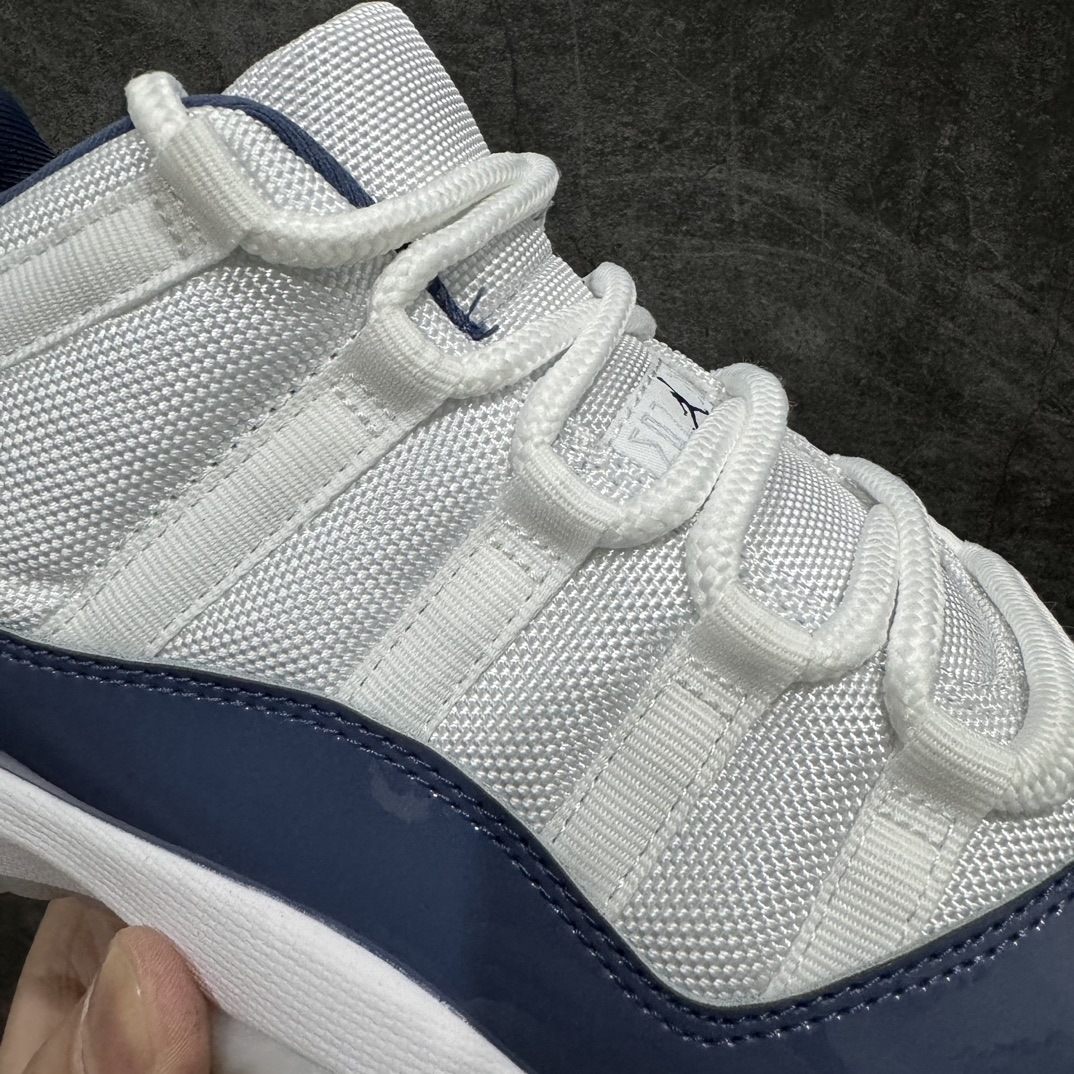 图片[3]-【莞产纯原】Air Jordan AJ11 Low WMNS \”Diffused Blue\” 低帮 海军蓝 FV5104-104n新货无氧化 原楦原档案数据开模打造原厂中底拉帮钢印 原厂漆皮防冻不开裂 头层皮料 原装鞋撑水晶大底正确色度色泽 原楦原数据刺绣原厂车缝走线及对位 毫厘不差 飞人logo采用原数据电脑刺绣 原装正品碳纤维真实碳板 增强抗扭 原内标 原盒标 正确官方原盒 原厂防氧化水晶外底 原厂配套厂全掌solo气垫Size：36 36.5 37.5 38 38.5 39 40 40.5 41 42 42.5 43 44 44.5 45 46 47.5 编码：AS460480-鞋库