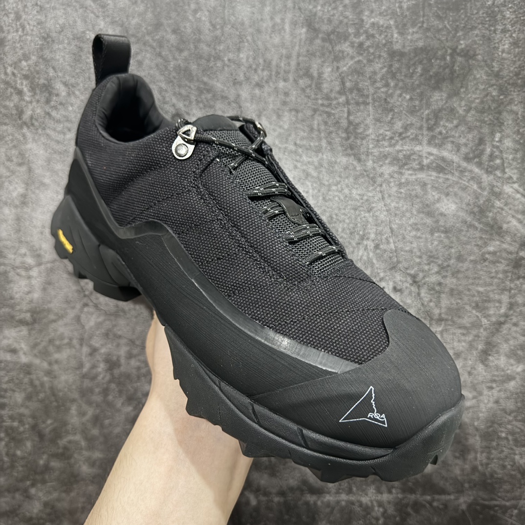 图片[3]-【莞产纯原】ROA Hiking Katharina Low Sneaker 卡塔琳娜 登山款 广东原厂代工出品 原楦型开发纸版 采用原装一致防水头层磨砂牛皮鞋面材质 环抱式防剐蹭硫化橡胶片组合Vibram黄金防滑耐磨橡胶大底 重新颠覆登山鞋,意大利小众鞋履品牌 RO22系列低帮系带户外防水徒步登山运动鞋  尺码：36 37 38 39 40 41 42 43 44 45 编码：HH520550-鞋库