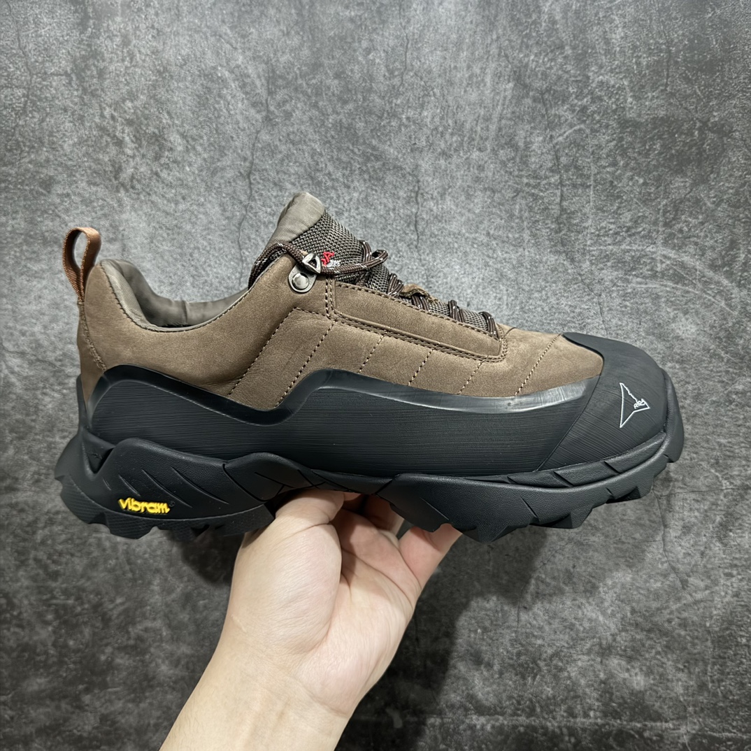 【莞产纯原】ROA Hiking Katharina Low Sneaker 卡塔琳娜 登山款 广东原厂代工出品 原楦型开发纸版 采用原装一致防水头层磨砂牛皮鞋面材质 环抱式防剐蹭硫化橡胶片组合Vibram黄金防滑耐磨橡胶大底 重新颠覆登山鞋,意大利小众鞋履品牌 RO22系列低帮系带户外防水徒步登山运动鞋  尺码：36 37 38 39 40 41 42 43 44 45 编码：HH520550-鞋库