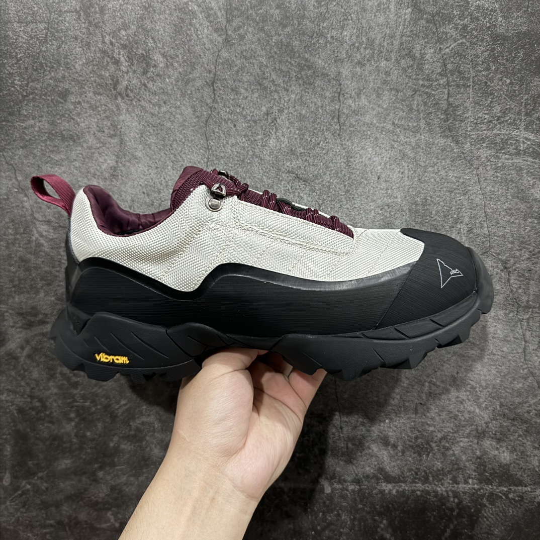 【莞产纯原】ROA Hiking Katharina Low Sneaker 卡塔琳娜 登山款 广东原厂代工出品 原楦型开发纸版 采用原装一致防水头层磨砂牛皮鞋面材质 环抱式防剐蹭硫化橡胶片组合Vibram黄金防滑耐磨橡胶大底 重新颠覆登山鞋,意大利小众鞋履品牌 RO22系列低帮系带户外防水徒步登山运动鞋  尺码：36 37 38 39 40 41 42 43 44 45 编码：HH520550-鞋库