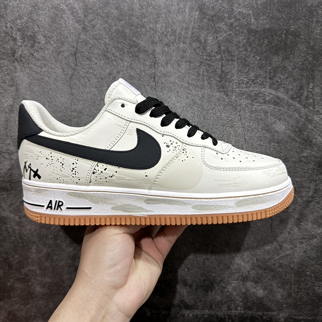 【公司级】Nike Air Force 1 Low 07 麦克斯 涂鸦 浸染 末日废土风 黑棕n原楦头原纸板 打造纯正低帮空军版型 专注外贸渠道 全掌内置蜂窝气垫原盒配件 原厂中底钢印、拉帮完美官方货号：DM0576 101 Size：36 36.5 37.5 38 38.5 39 40 40.5 41 42 42.5 43 44 44.5 45 编码：LF290300-鞋库