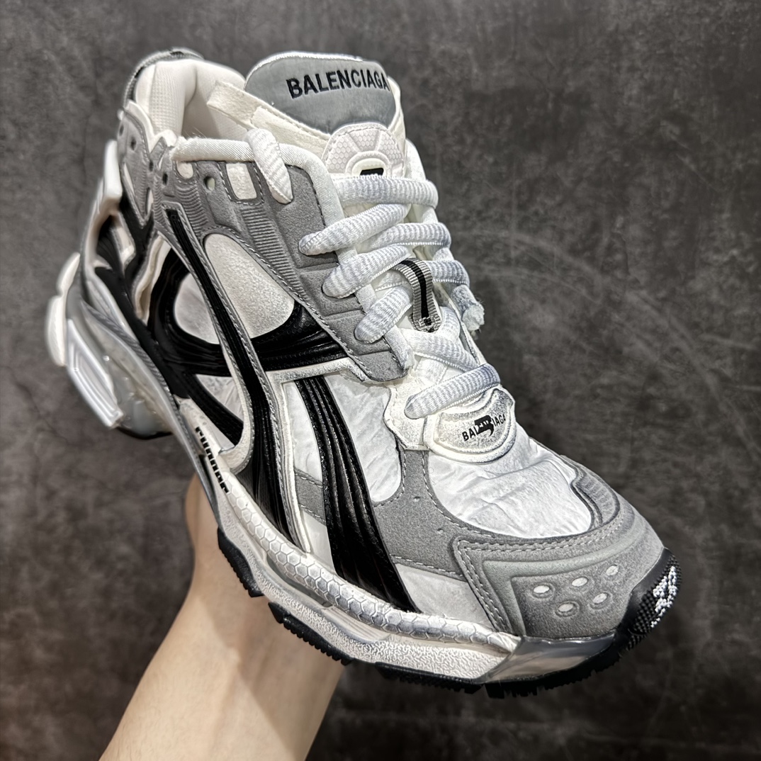 图片[3]-【XA版本】Balenciaga Runer 巴黎世家7代 破坏风 手工做旧款复古老爹鞋 黑灰布面做旧nn全新版本出货 核心配合工厂优势供应市场最优品质 鞋型细节做旧等都好于市场版本n不但比市场货好 而且比市场货便宜💪🏻n原厂点胶工艺同步原鞋 区别市面所有版本n非市面所有固定TPU，原厂订制胶棒 一切细节高端还原  ，欢迎挑刺💪🏻 尺码：35-46 编码：DF490520-鞋库