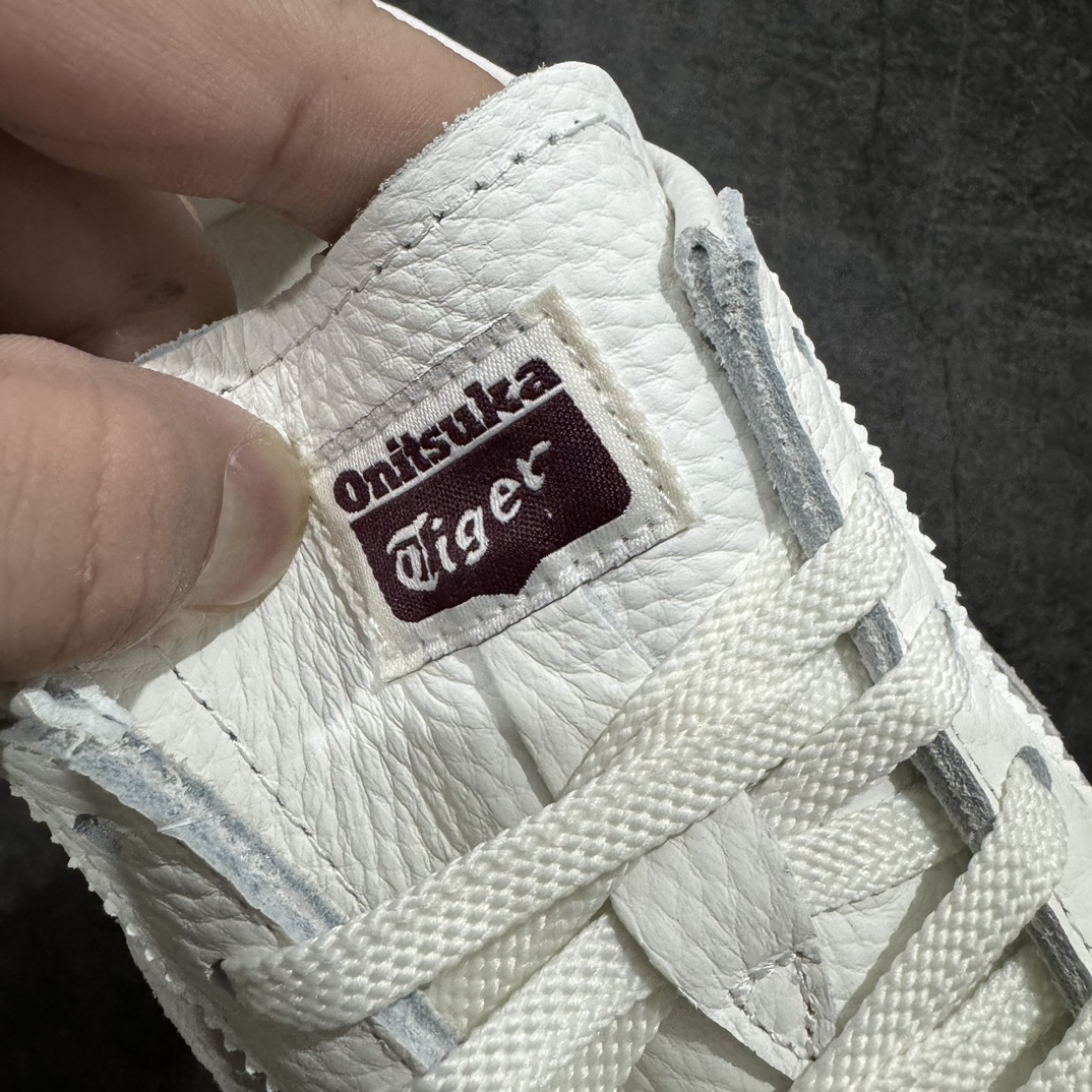 图片[6]-【纯原头层版】Asics Onitsuka Tiger MEXICO 66 亚瑟士鬼冢虎复古经典板鞋n市场王者选手 海外订单工厂出品目前全市场最好的品质没有之一n纯原小羊皮材料 质感柔软度满分n长期生产补货永不断码 超成熟稳定的做工品控 原装全套纸板楦头开发 原汁原味 完美呈现版型私模正确鞋底咬花纹路 一比一鞋头弧度高度鞋身弧度绝不口嗨 细节品控鞋型随意秒杀市面原档咬花纹路私模大底 一个单元有六个三角形总体形拼接呈现花瓣状 官方四联吊牌原装Ortholite轻量化鞋垫 原盒原配 质保卡 说明书 钢印防尘纸 纸板中底带钢印 乳胶组合鞋垫 支持全方位的对比专柜产品从款式颜色造型上体现出追求舒适和细节的完美 鞋类更是推崇手工制作的严谨与完美 融舒适性与可穿性的设计风格 注重细节的完美和别致魅力 既保持稳重 又不失轻松的时尚感  尺码：36 37 37.5 38 39 39.5 40 40.5 41.5 42 42.5 43.5 44 45 编码：NM235260-鞋库