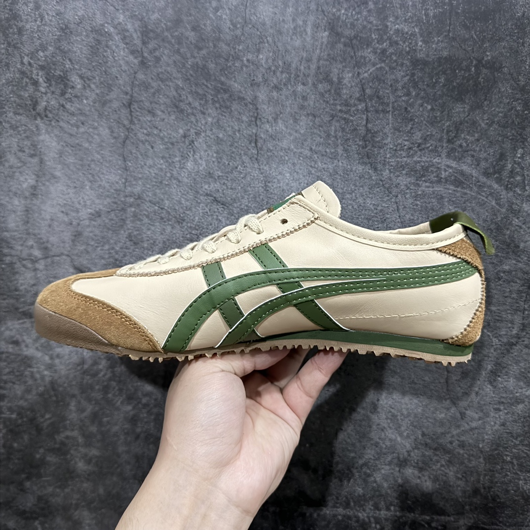 图片[2]-【纯原头层版】Asics Onitsuka Tiger MEXICO 66 亚瑟士鬼冢虎复古经典板鞋n市场王者选手 海外订单工厂出品目前全市场最好的品质没有之一n纯原小羊皮材料 质感柔软度满分n长期生产补货永不断码 超成熟稳定的做工品控 原装全套纸板楦头开发 原汁原味 完美呈现版型私模正确鞋底咬花纹路 一比一鞋头弧度高度鞋身弧度绝不口嗨 细节品控鞋型随意秒杀市面原档咬花纹路私模大底 一个单元有六个三角形总体形拼接呈现花瓣状 官方四联吊牌原装Ortholite轻量化鞋垫 原盒原配 质保卡 说明书 钢印防尘纸 纸板中底带钢印 乳胶组合鞋垫 支持全方位的对比专柜产品从款式颜色造型上体现出追求舒适和细节的完美 鞋类更是推崇手工制作的严谨与完美 融舒适性与可穿性的设计风格 注重细节的完美和别致魅力 既保持稳重 又不失轻松的时尚感  尺码：36 37 37.5 38 39 39.5 40 40.5 41.5 42 42.5 43.5 44 45 编码：NM235260-鞋库