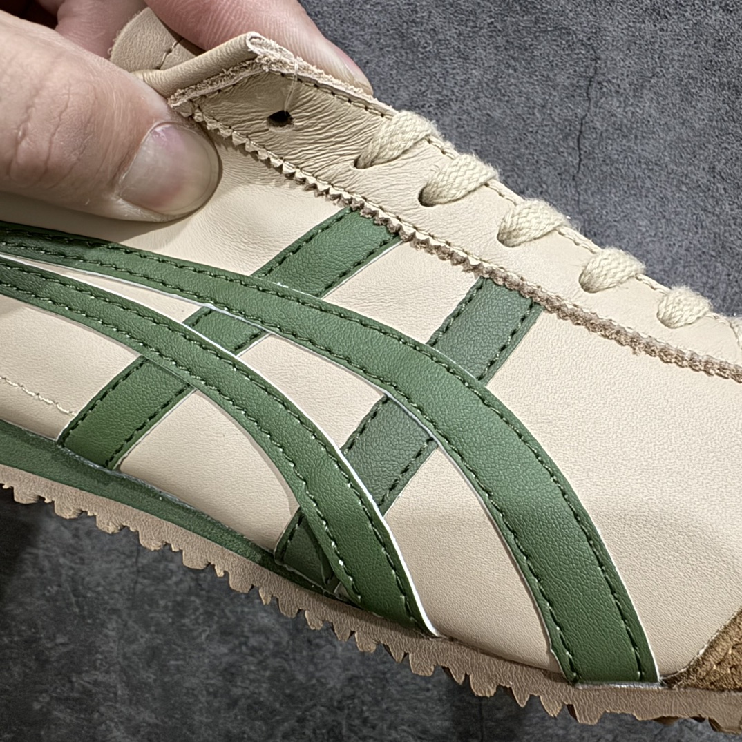 图片[4]-【纯原头层版】Asics Onitsuka Tiger MEXICO 66 亚瑟士鬼冢虎复古经典板鞋n市场王者选手 海外订单工厂出品目前全市场最好的品质没有之一n纯原小羊皮材料 质感柔软度满分n长期生产补货永不断码 超成熟稳定的做工品控 原装全套纸板楦头开发 原汁原味 完美呈现版型私模正确鞋底咬花纹路 一比一鞋头弧度高度鞋身弧度绝不口嗨 细节品控鞋型随意秒杀市面原档咬花纹路私模大底 一个单元有六个三角形总体形拼接呈现花瓣状 官方四联吊牌原装Ortholite轻量化鞋垫 原盒原配 质保卡 说明书 钢印防尘纸 纸板中底带钢印 乳胶组合鞋垫 支持全方位的对比专柜产品从款式颜色造型上体现出追求舒适和细节的完美 鞋类更是推崇手工制作的严谨与完美 融舒适性与可穿性的设计风格 注重细节的完美和别致魅力 既保持稳重 又不失轻松的时尚感  尺码：36 37 37.5 38 39 39.5 40 40.5 41.5 42 42.5 43.5 44 45 编码：NM235260-鞋库