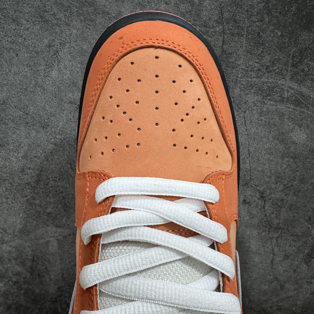 图片[5]-【N版纯原】波士顿知名鞋店重磅联名nConcepts x NK SB Dunk Low \”Orange Lobster\” 橙龙虾 FD8776-800 东南亚外贸特供订单 原厂Sadesa D7 皮料 细纹排气孔完全一致 全套原楦原模倾力打造完美版型 独家原厂航空铝磨具打磨大底 鞋头坡度极致还原 无解鞋型 原盒原配 圈内天花板工艺 原厂冲刀 超高清洁度 全鞋零毛边皮料切割 采用原厂百宏鞋带以及原厂百宏织唛舌标 内标可供原厂几率过验 原厂中底布点胶 原厂中底布拉帮走线遵循公司 SIZE：35.5 36 36.5 37.5 38 38.5 39 40 40.5 41 42 42.5 43 44 44.5 45 46 47.5 编码：X10350370-莆田鞋批发中心